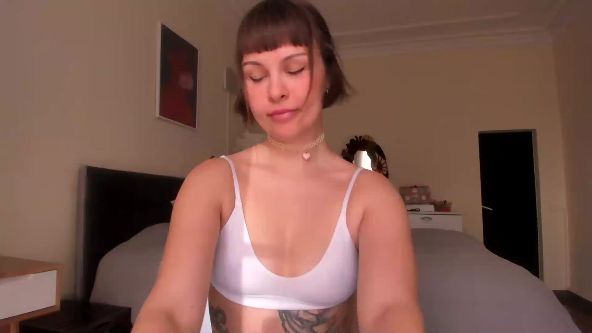 Gallery image thumbnail from wondertea's myfreecams stream on, 02/25/2023, 15:55 image 15 of 20