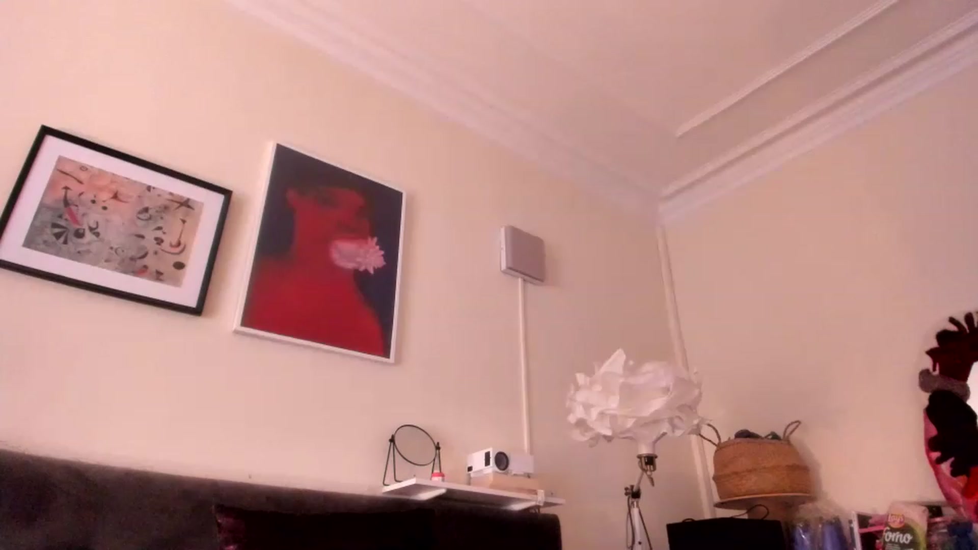 Gallery image thumbnail from wondertea's myfreecams stream on, 03/18/2023, 19:00 image 6 of 20