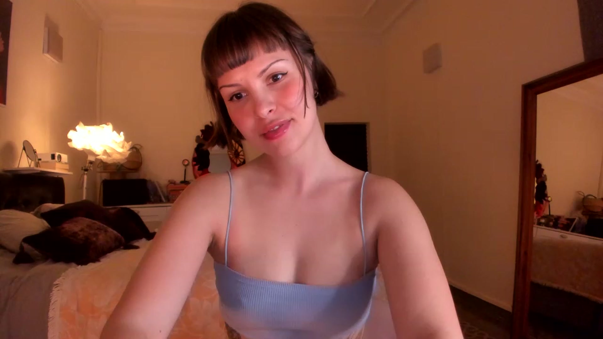 Gallery image thumbnail from wondertea's myfreecams stream on, 04/12/2023, 19:08 image 4 of 20