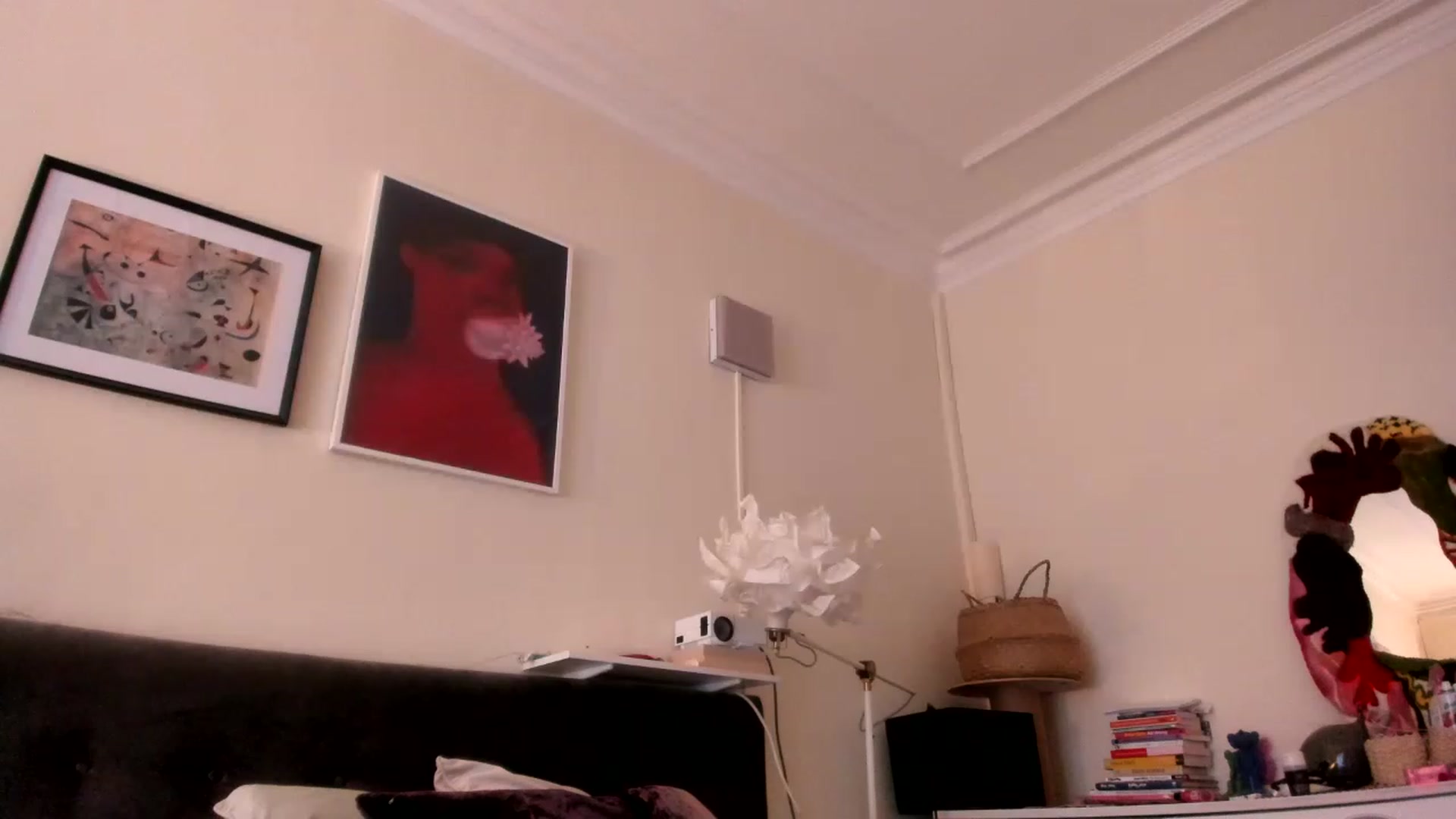 Gallery image thumbnail from wondertea's myfreecams stream on, 04/26/2023, 18:24 image 3 of 20