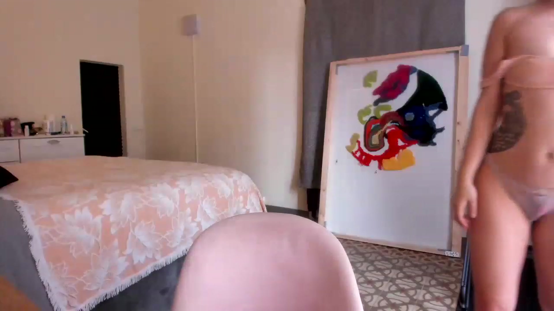 Gallery image thumbnail from wondertea's myfreecams stream on, 04/30/2023, 17:41 image 9 of 20