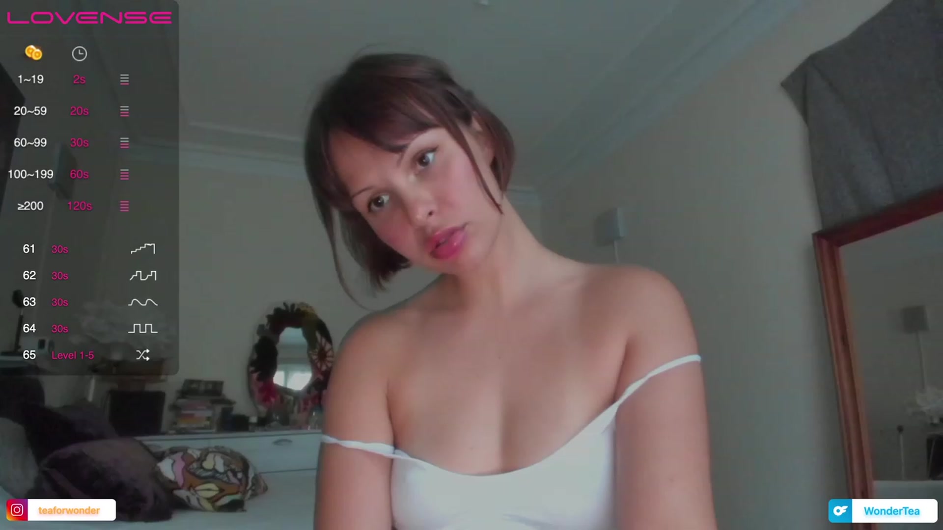 Gallery image thumbnail from wondertea's myfreecams stream on, 06/15/2023, 19:45 image 6 of 20