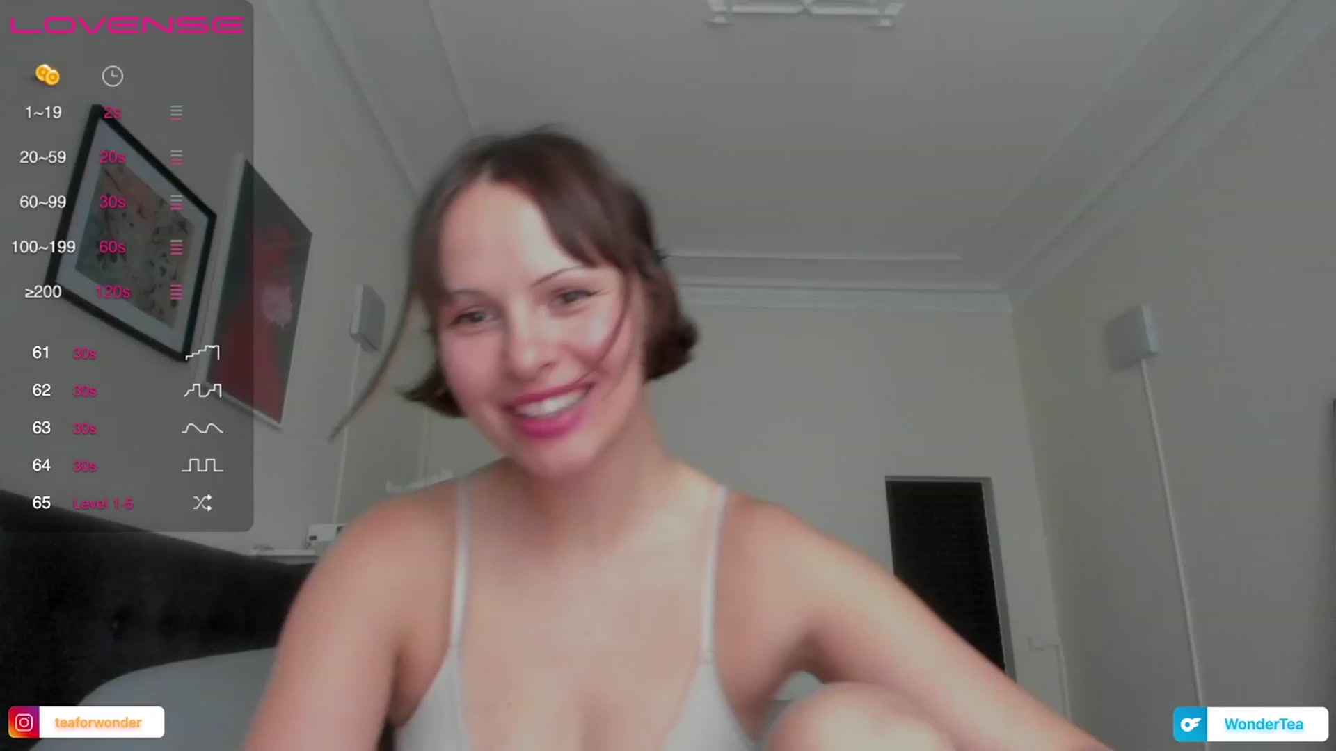 Gallery image thumbnail from wondertea's myfreecams stream on, 06/28/2023, 18:39 image 6 of 20
