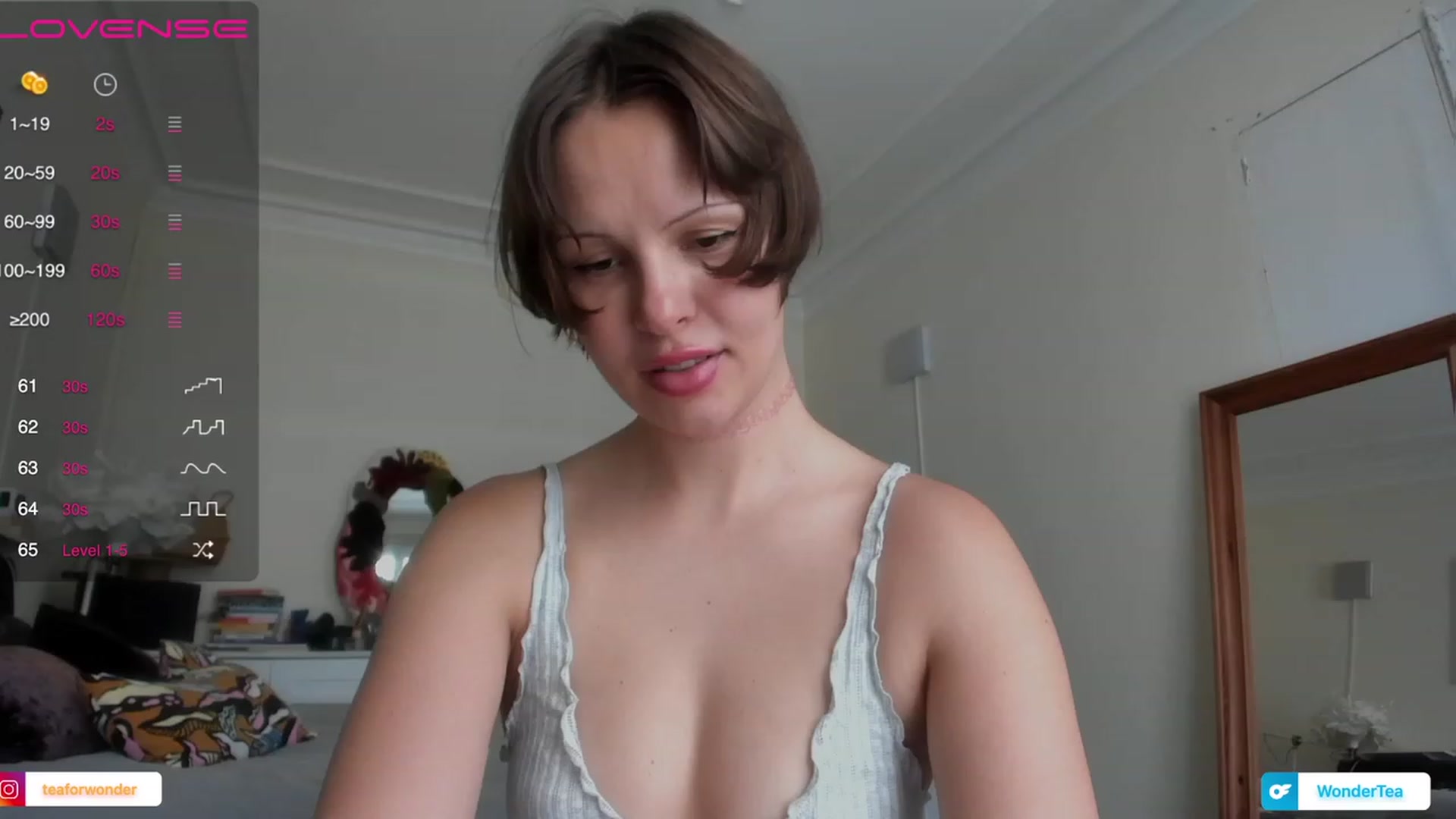 Gallery image thumbnail from wondertea's myfreecams stream on, 07/10/2023, 18:22 image 2 of 20