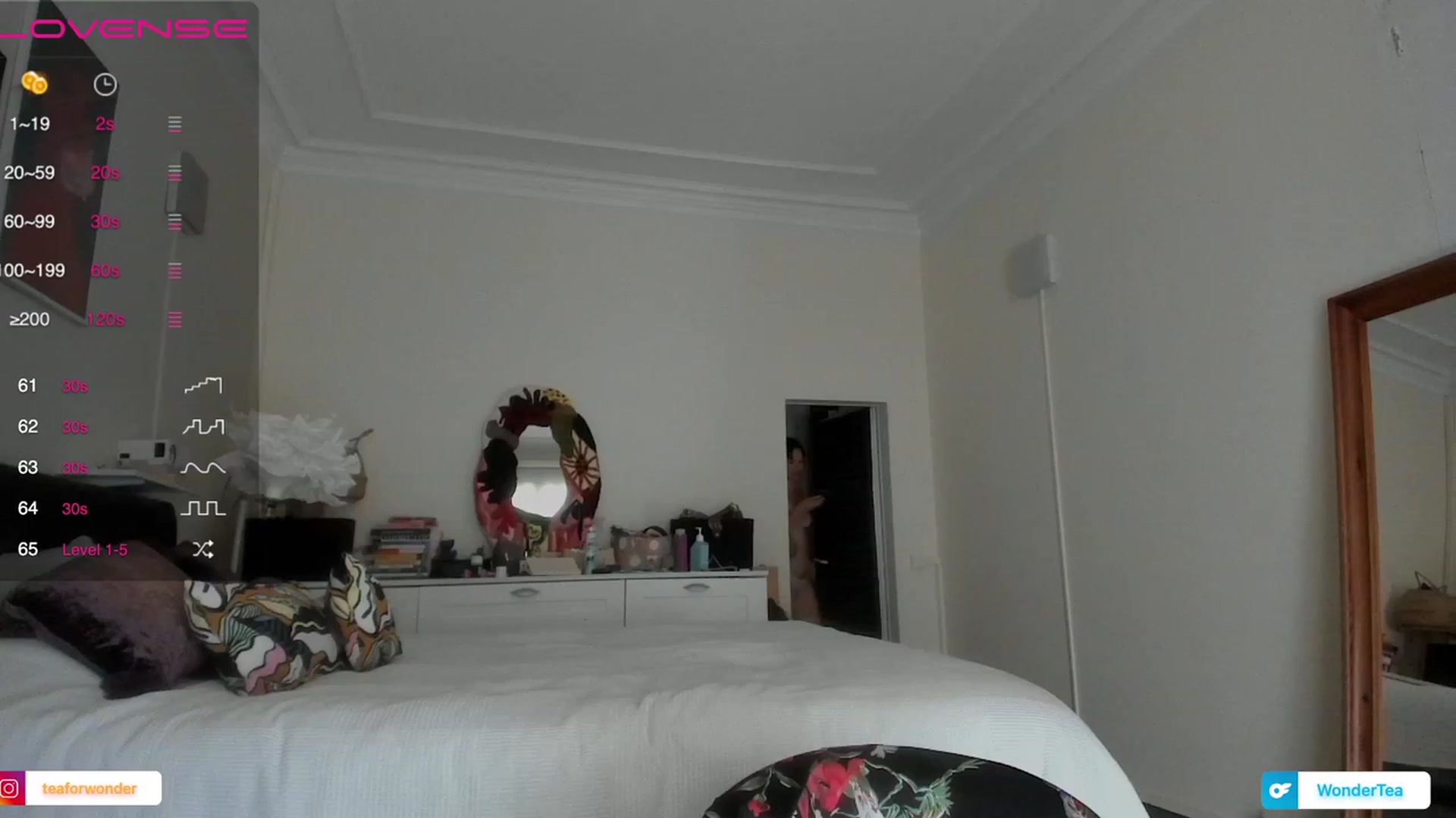 Gallery image thumbnail from wondertea's myfreecams stream on, 07/19/2023, 12:38 image 9 of 20