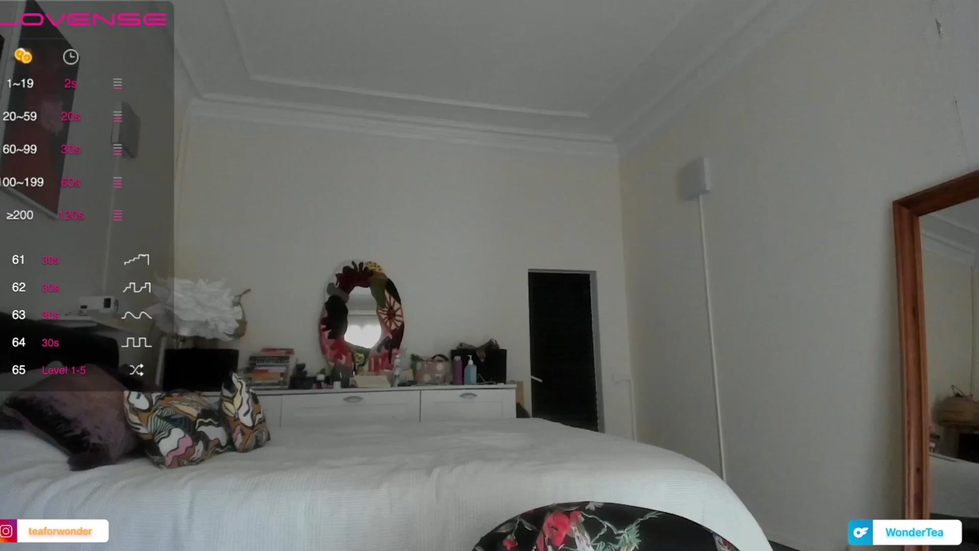 Gallery image thumbnail from wondertea's myfreecams stream on, 07/19/2023, 12:38 image 8 of 20