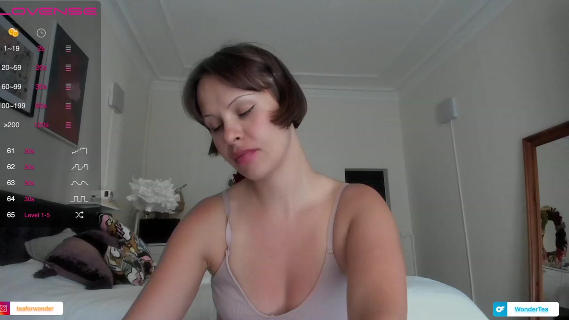 Gallery image thumbnail from wondertea's myfreecams stream on, 07/19/2023, 14:01 image 12 of 20