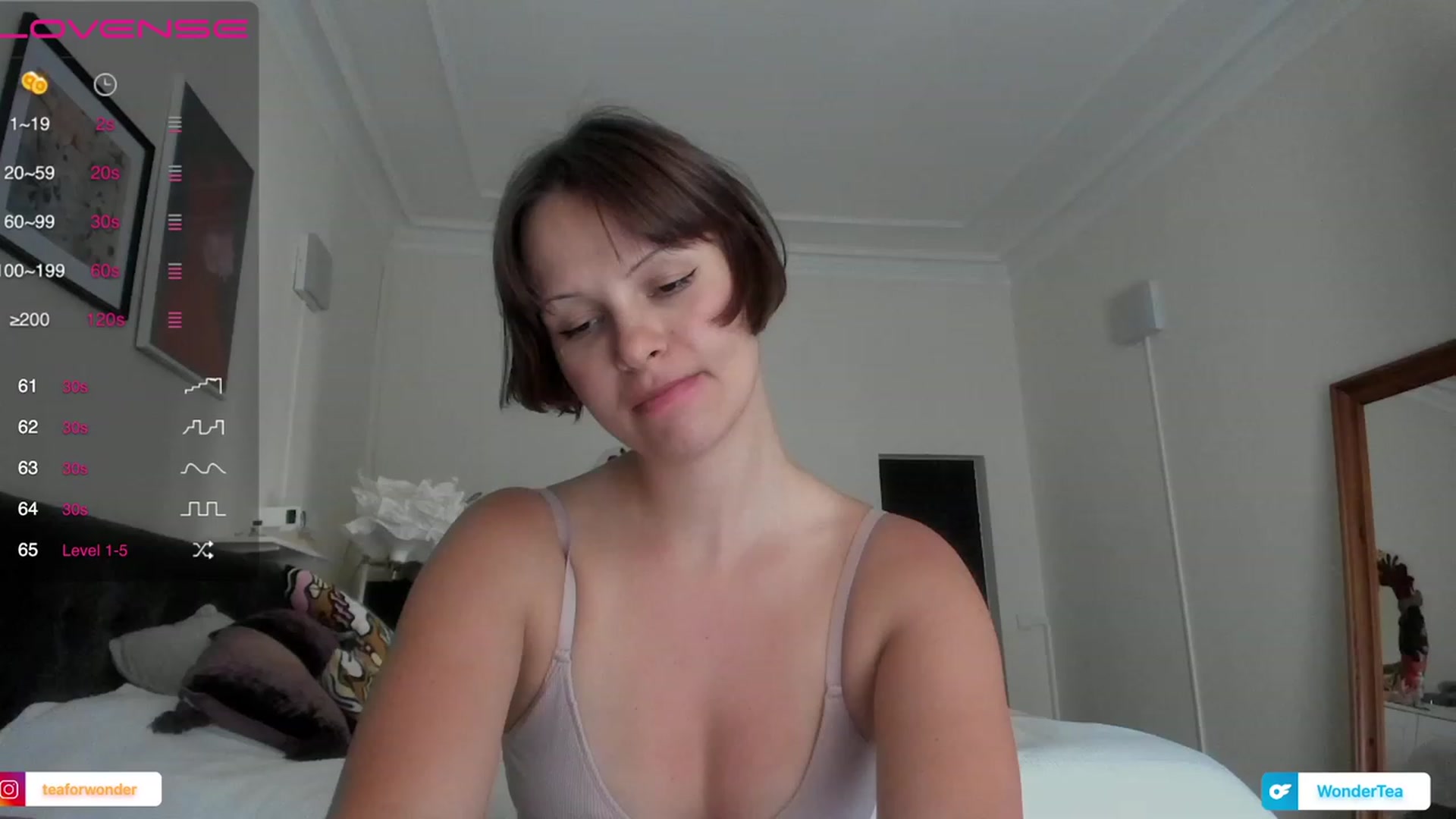 Gallery image thumbnail from wondertea's myfreecams stream on, 07/19/2023, 14:01 image 17 of 20