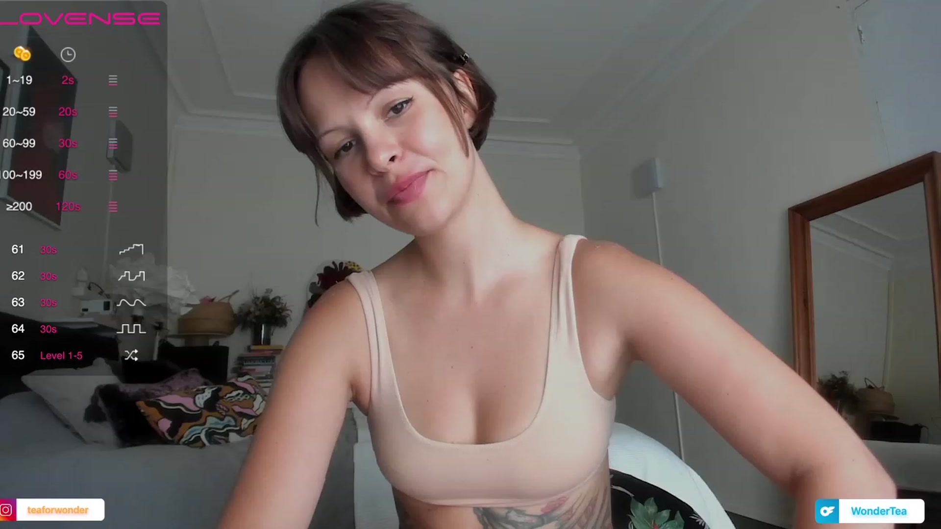 Gallery image thumbnail from wondertea's myfreecams stream on, 07/26/2023, 14:10 image 5 of 20