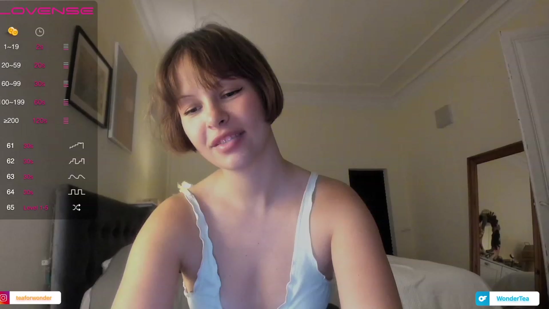 Gallery image thumbnail from wondertea's myfreecams stream on, 07/30/2023, 21:08 image 9 of 20