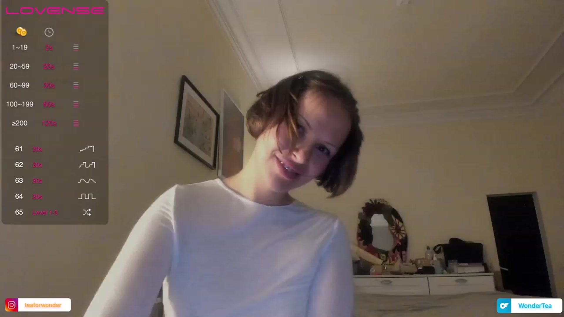 Gallery image thumbnail from wondertea's myfreecams stream on, 08/26/2023, 20:58 image 16 of 20