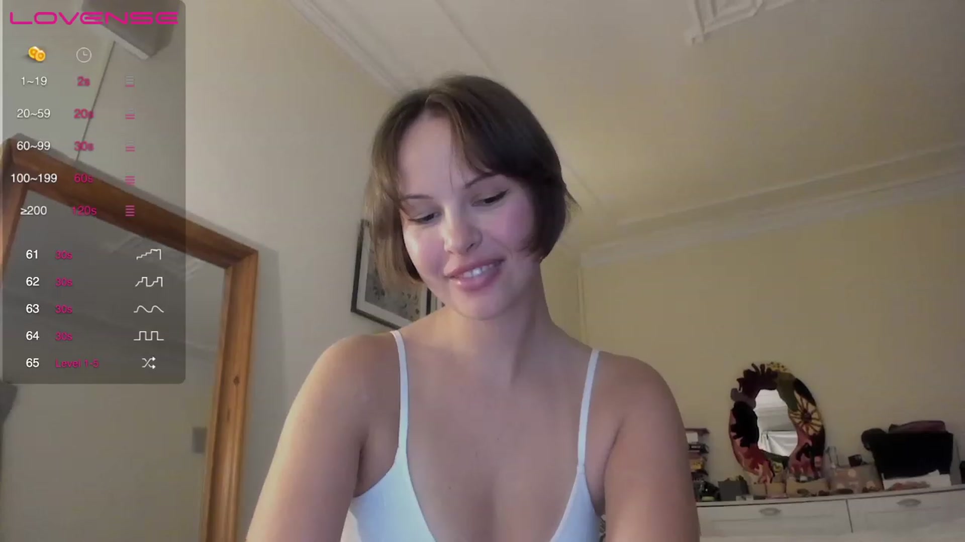 Gallery image thumbnail from wondertea's myfreecams stream on, 10/25/2023, 21:28 image 3 of 20
