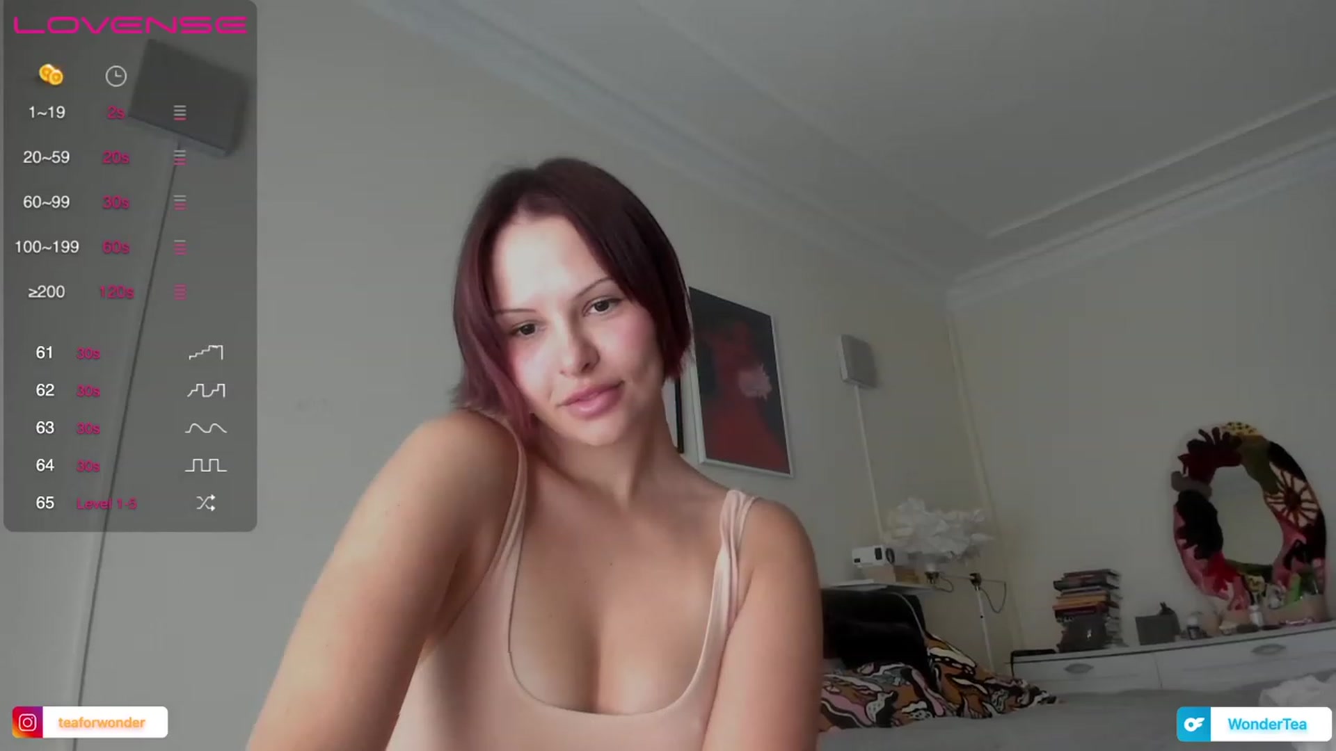 Gallery image thumbnail from wondertea's myfreecams stream on, 10/31/2023, 13:13 image 16 of 20