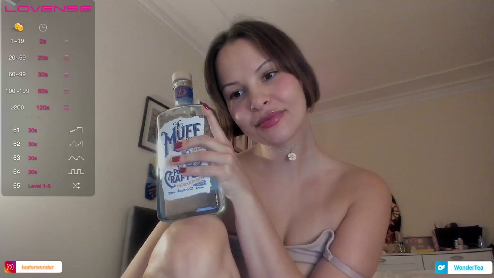 Gallery image thumbnail from wondertea's myfreecams stream on, 11/12/2023, 19:48 image 3 of 20