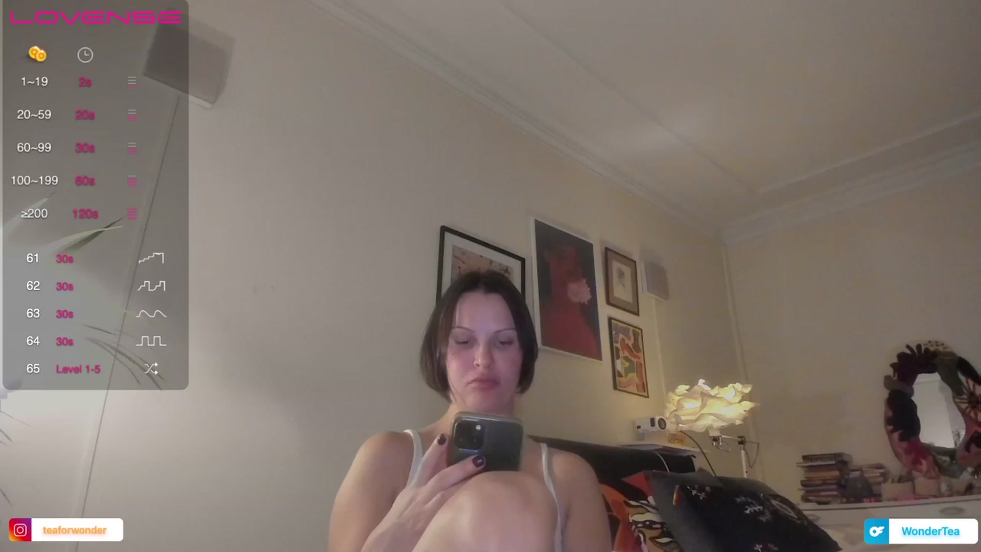 Gallery image thumbnail from wondertea's myfreecams stream on, 12/19/2023, 20:30 image 5 of 20