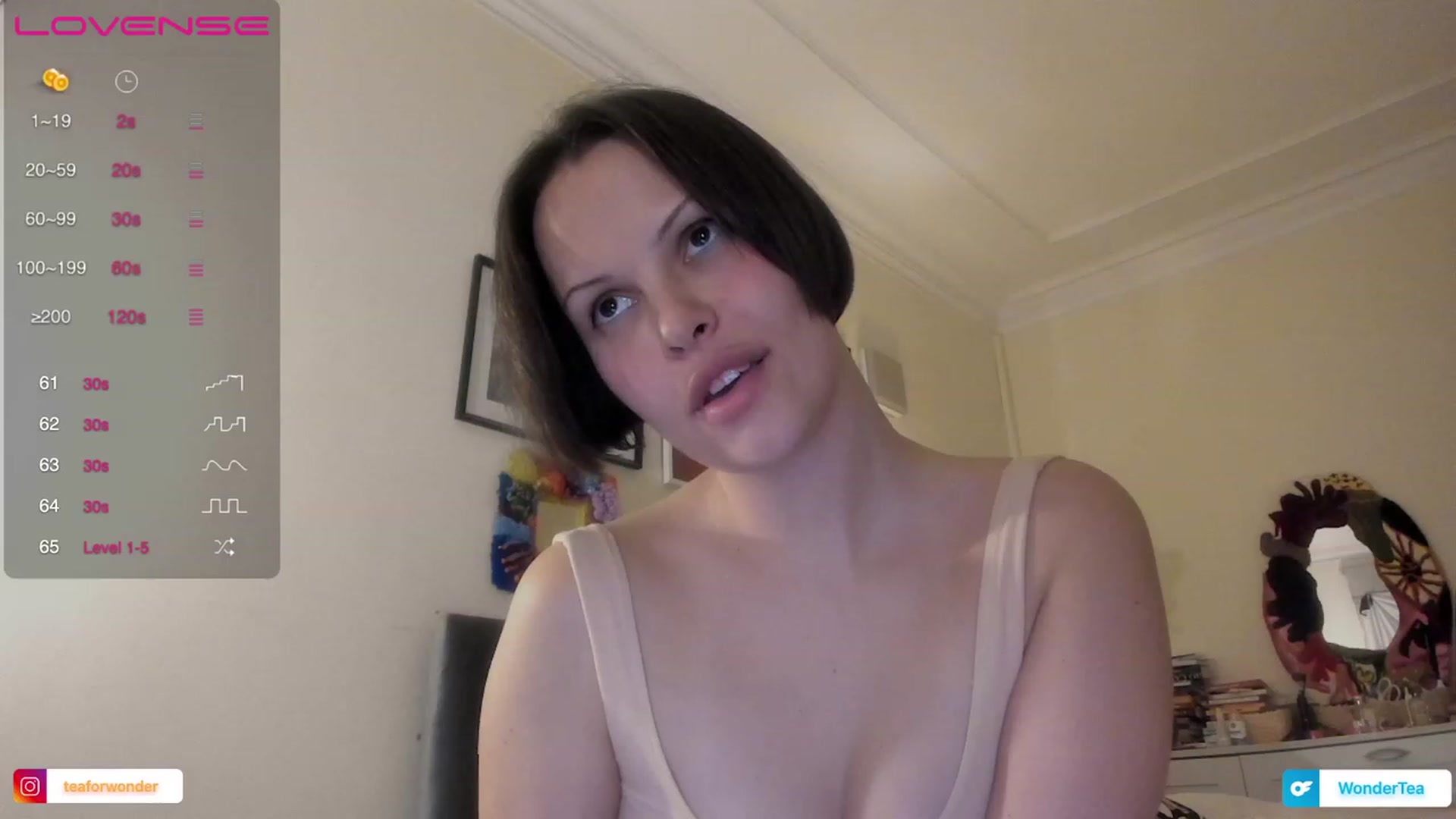 Gallery image thumbnail from wondertea's myfreecams stream on, 12/26/2023, 21:35 image 2 of 20