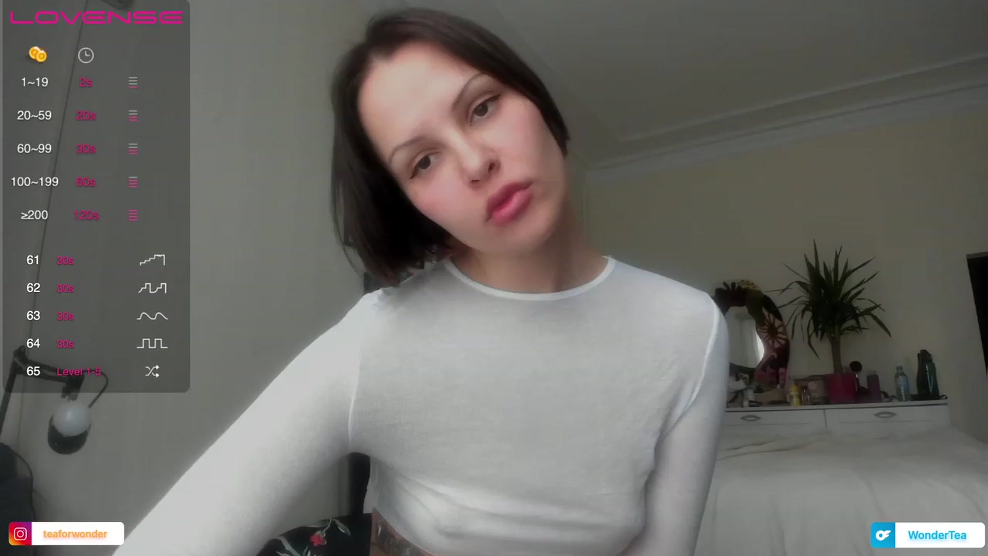 Gallery image thumbnail from wondertea's myfreecams stream on, 12/31/2023, 15:29 image 8 of 20