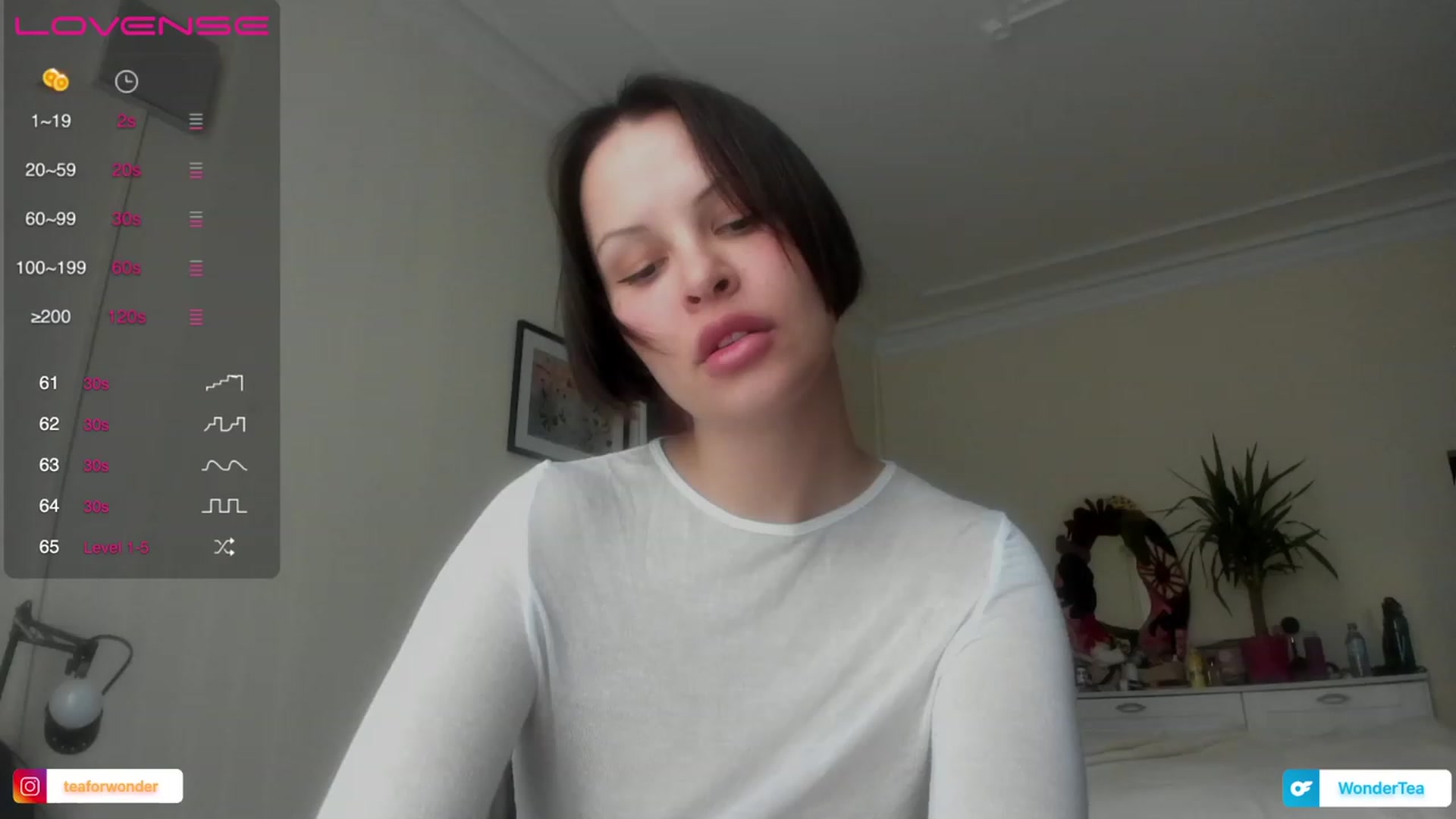 Gallery image thumbnail from wondertea's myfreecams stream on, 12/31/2023, 15:29 image 12 of 20