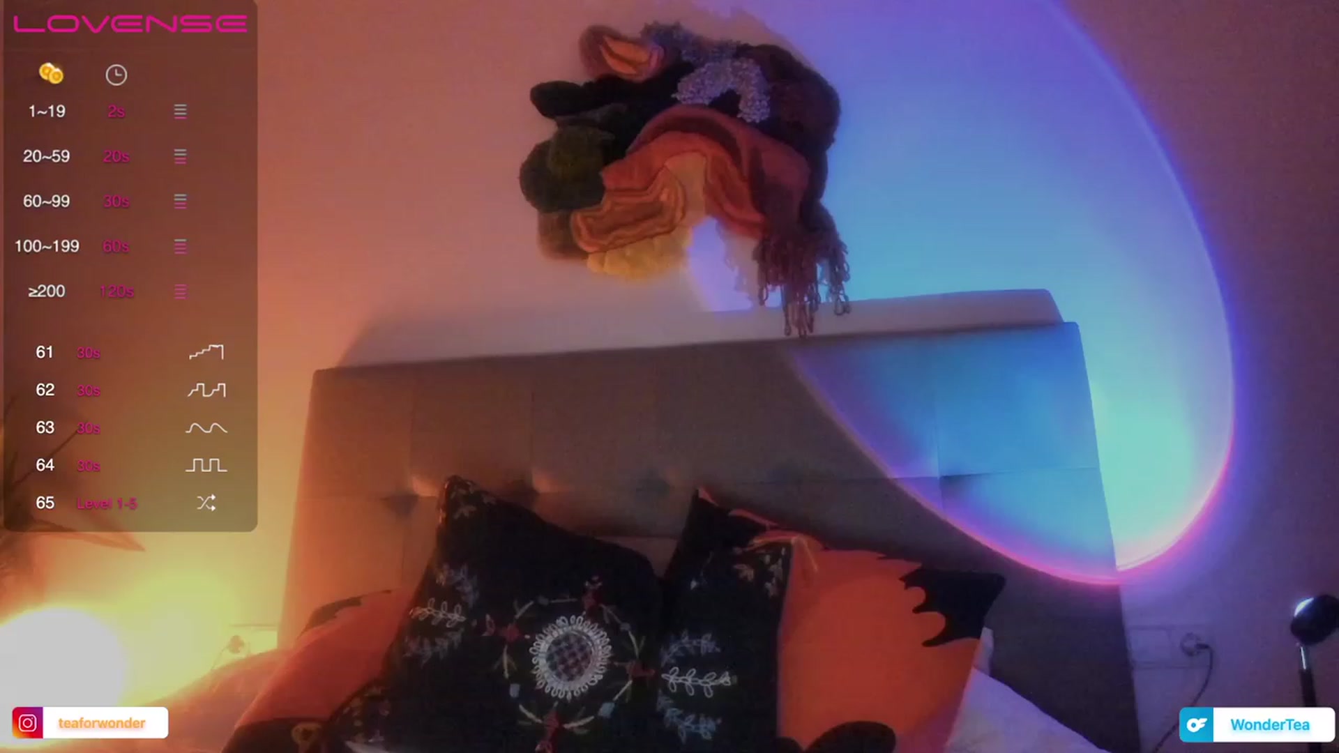 Gallery image thumbnail from wondertea's myfreecams stream on, 01/09/2024, 22:17 image 16 of 20