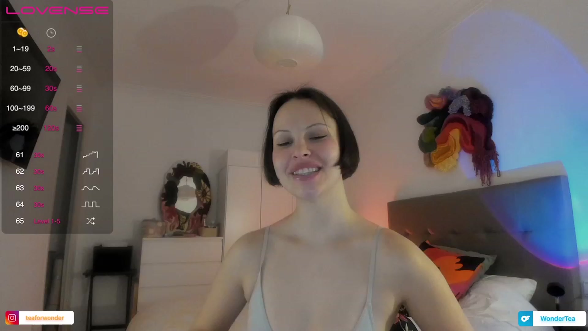 Gallery image thumbnail from wondertea's myfreecams stream on, 01/09/2024, 22:17 image 8 of 20