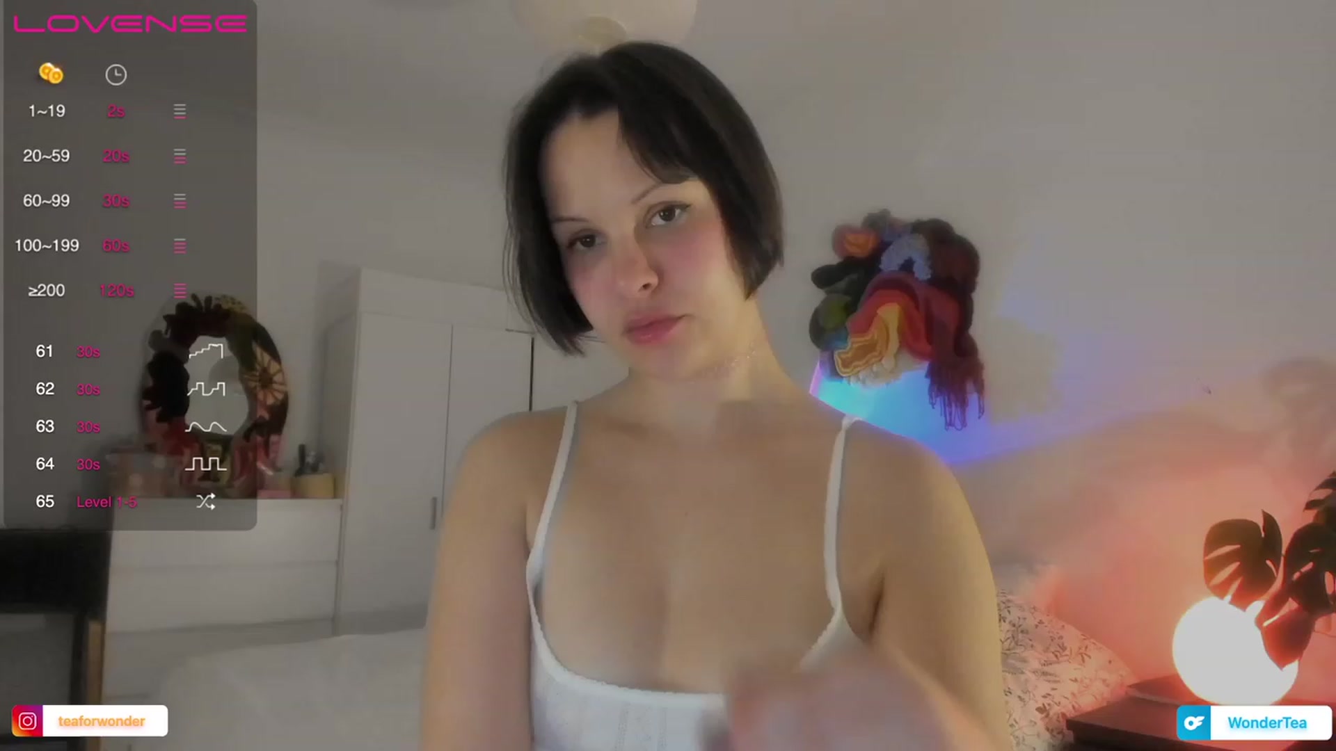 Gallery image thumbnail from wondertea's myfreecams stream on, 01/27/2024, 20:11 image 15 of 20