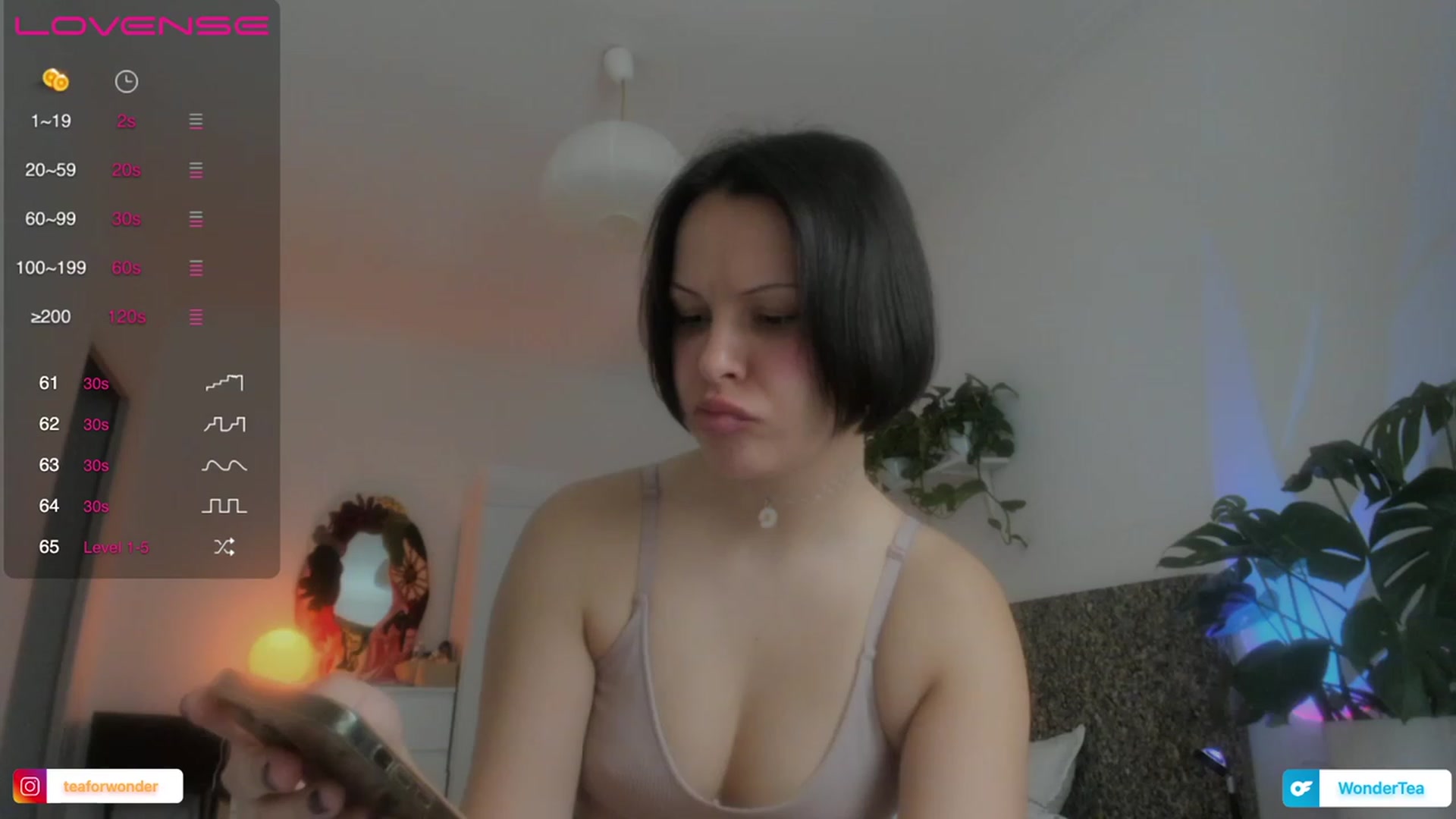 Gallery image thumbnail from wondertea's myfreecams stream on, 02/11/2024, 12:29 image 4 of 20