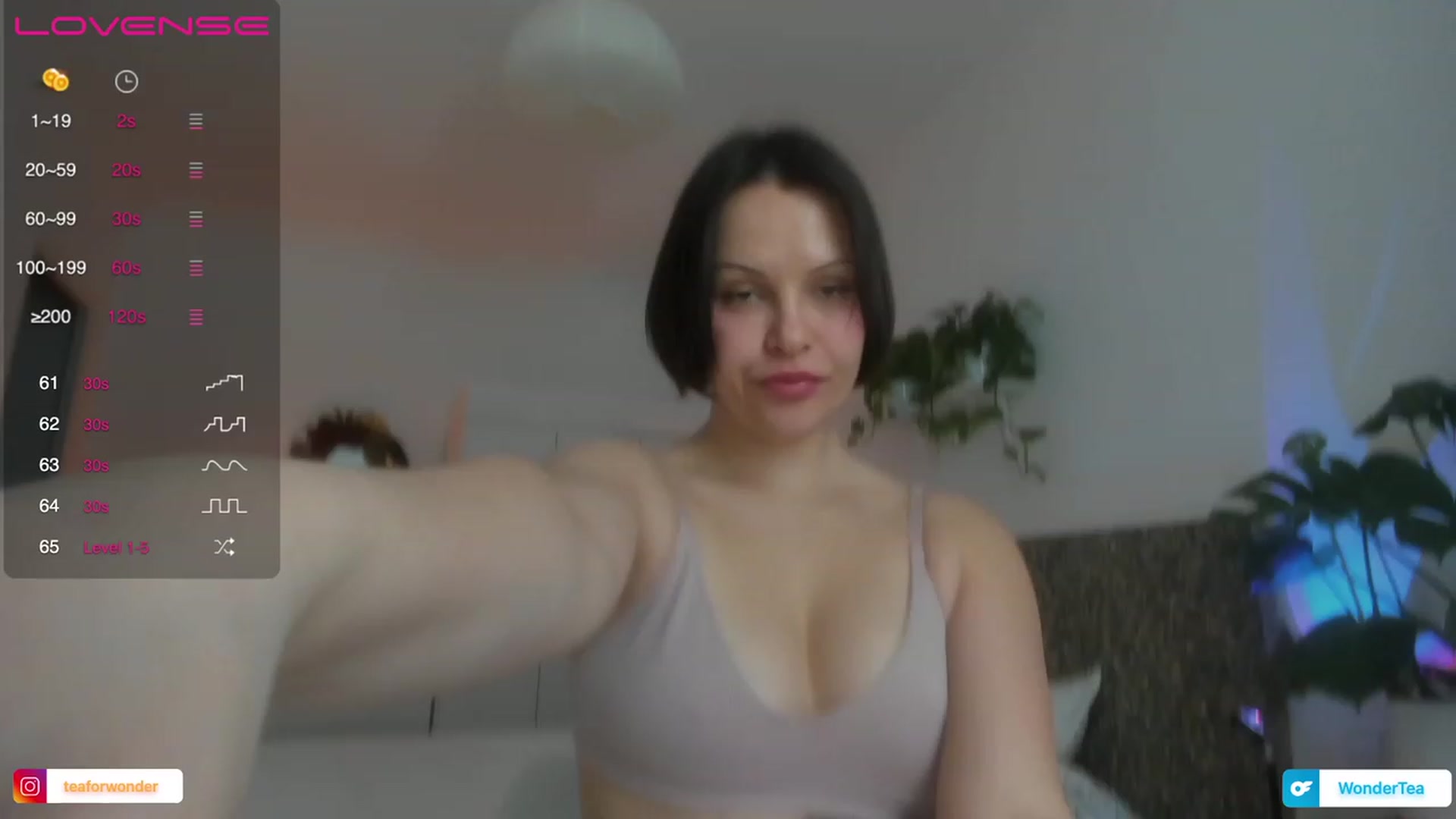 Gallery image thumbnail from wondertea's myfreecams stream on, 02/11/2024, 13:12 image 1 of 20
