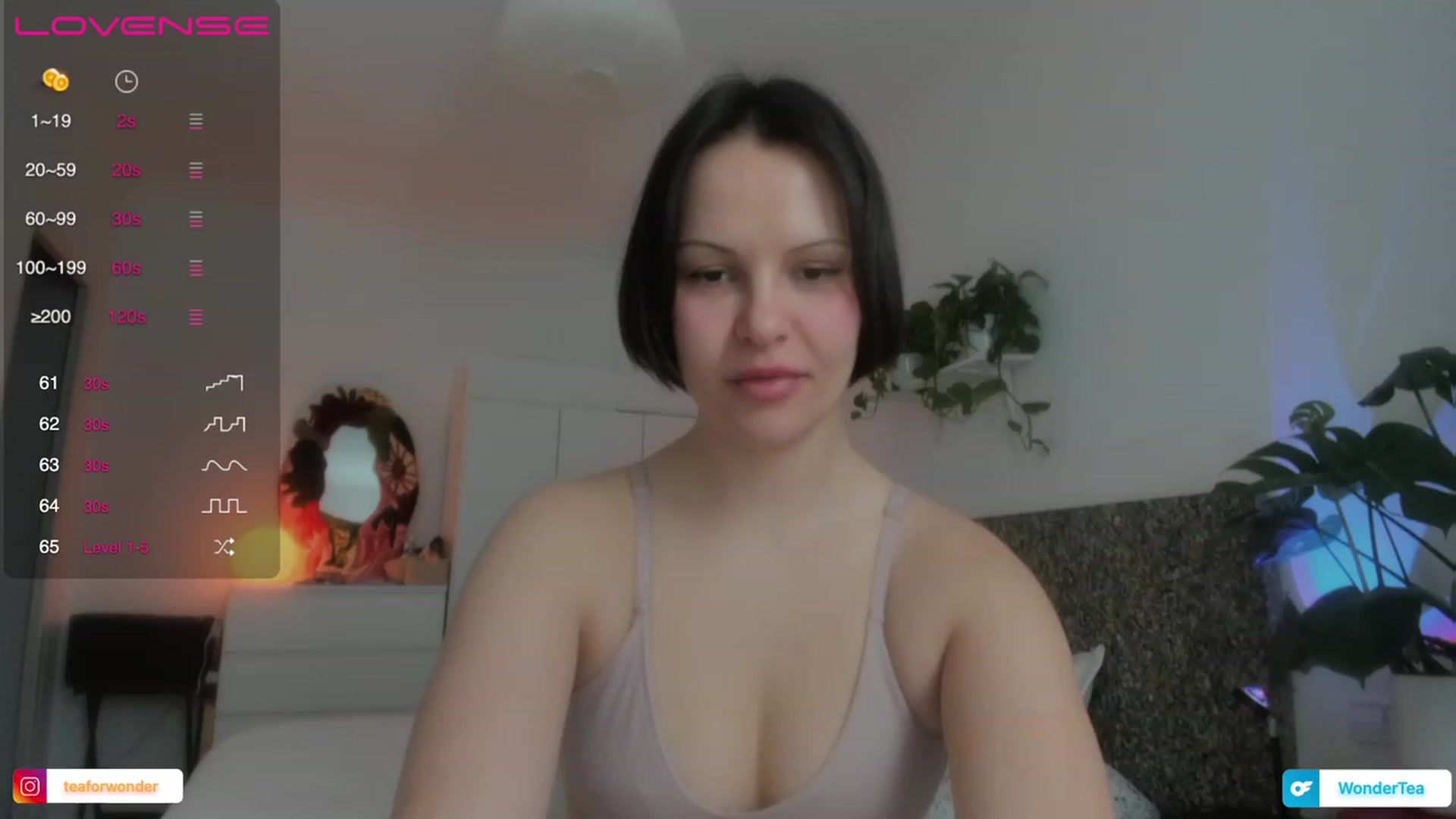 Gallery image thumbnail from wondertea's myfreecams stream on, 02/11/2024, 13:12 image 3 of 20
