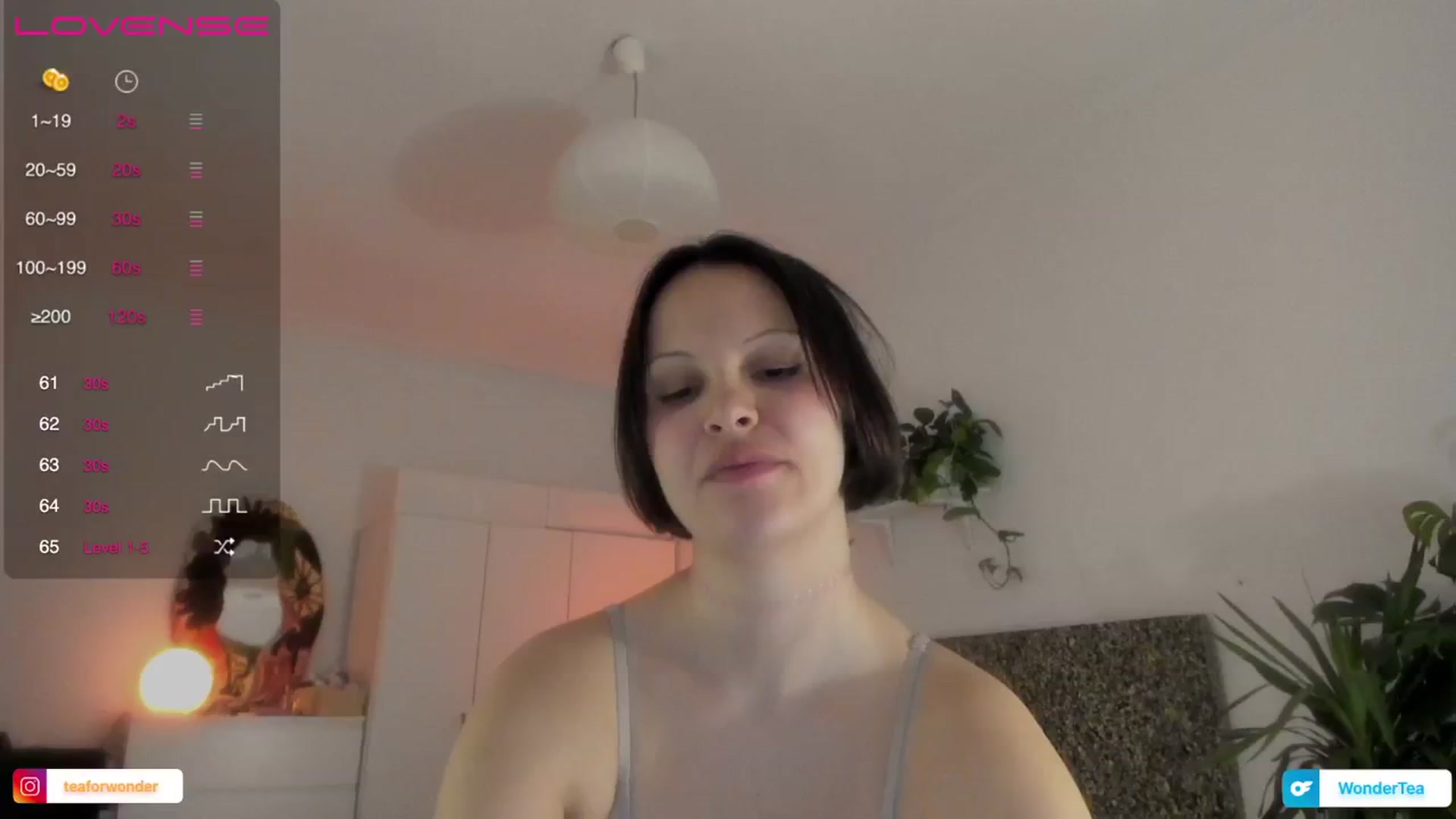 Gallery image thumbnail from wondertea's myfreecams stream on, 02/20/2024, 21:50 image 15 of 20