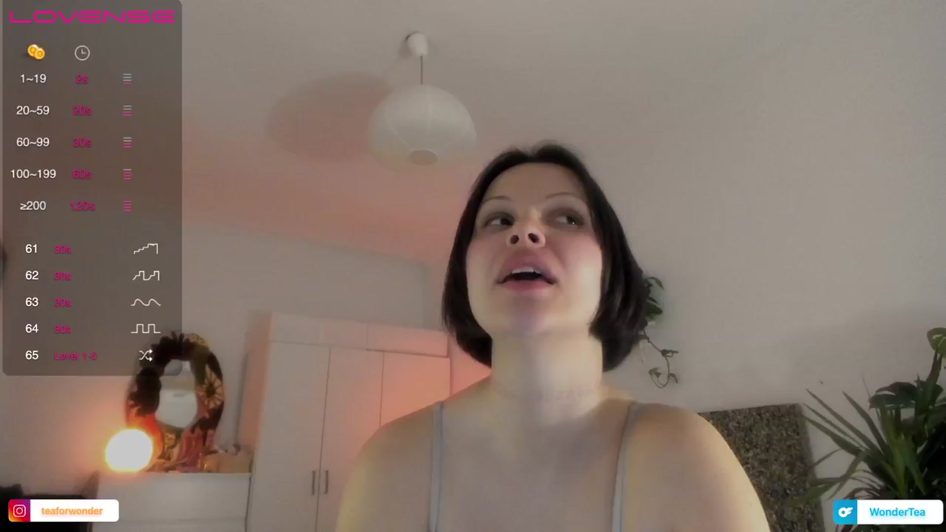 Gallery image thumbnail from wondertea's myfreecams stream on, 02/20/2024, 21:50 image 14 of 20