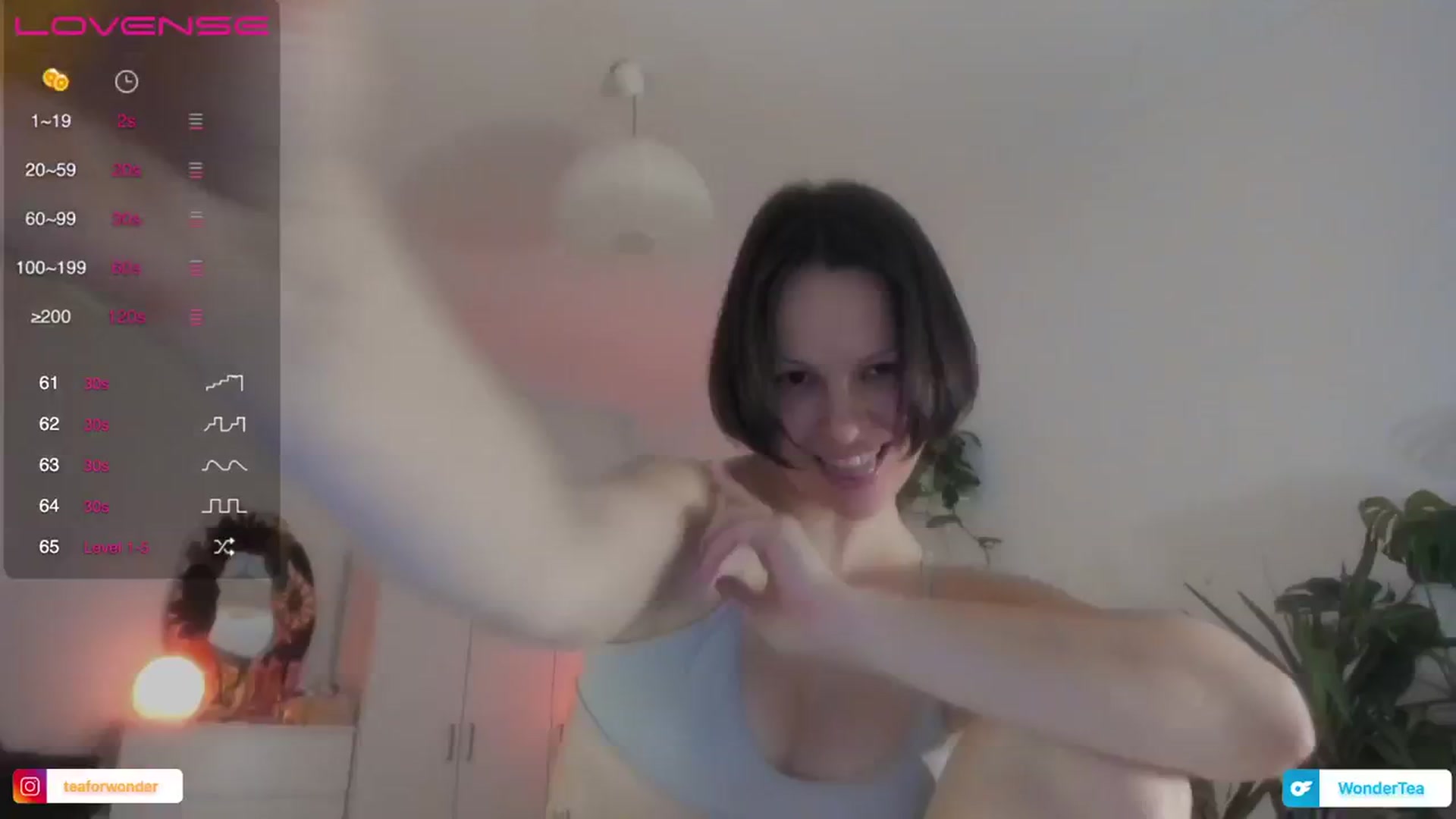 Gallery image thumbnail from wondertea's myfreecams stream on, 02/20/2024, 21:50 image 11 of 20