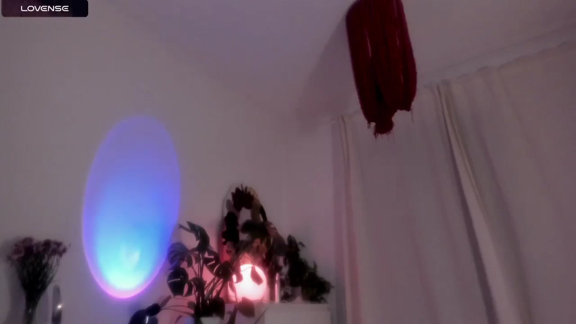Gallery image thumbnail from wondertea's myfreecams stream on, 05/05/2024, 21:38 image 17 of 20