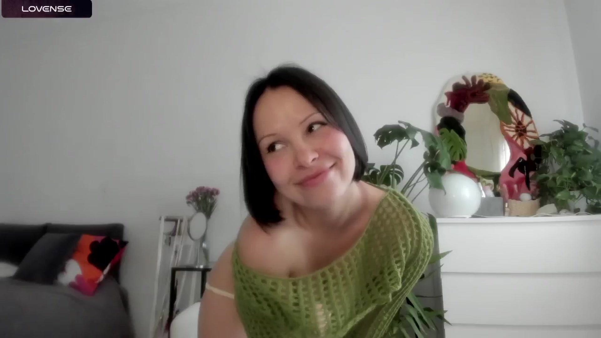 Gallery image thumbnail from wondertea's myfreecams stream on, 05/07/2024, 10:59 image 7 of 20