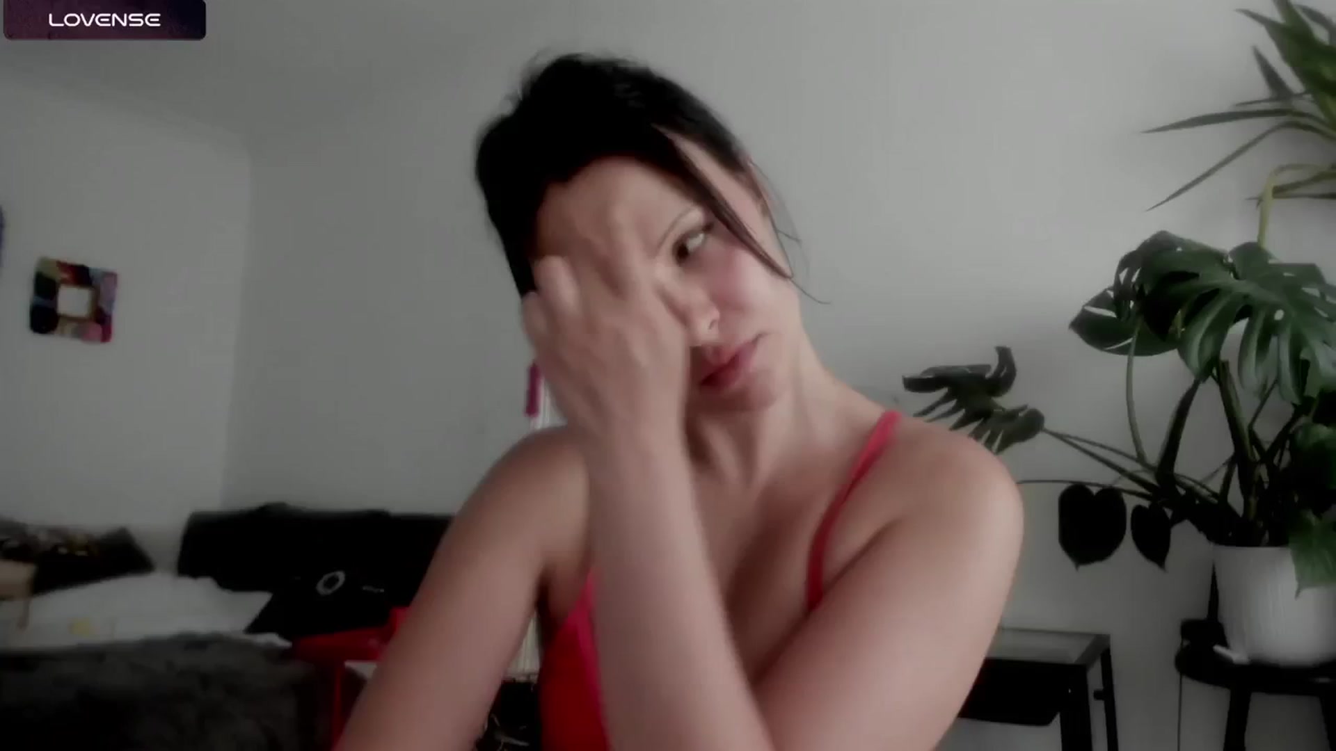 Gallery image thumbnail from wondertea's myfreecams stream on, 06/07/2024, 13:09 image 17 of 20