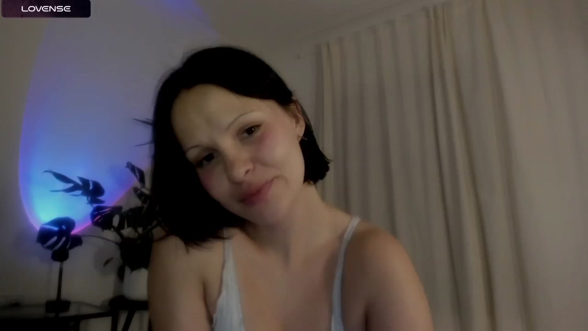 Gallery image thumbnail from wondertea's myfreecams stream on, 06/11/2024, 21:50 image 20 of 20