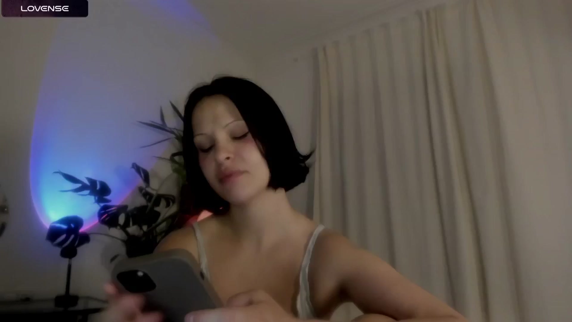Gallery image thumbnail from wondertea's myfreecams stream on, 06/11/2024, 21:50 image 17 of 20