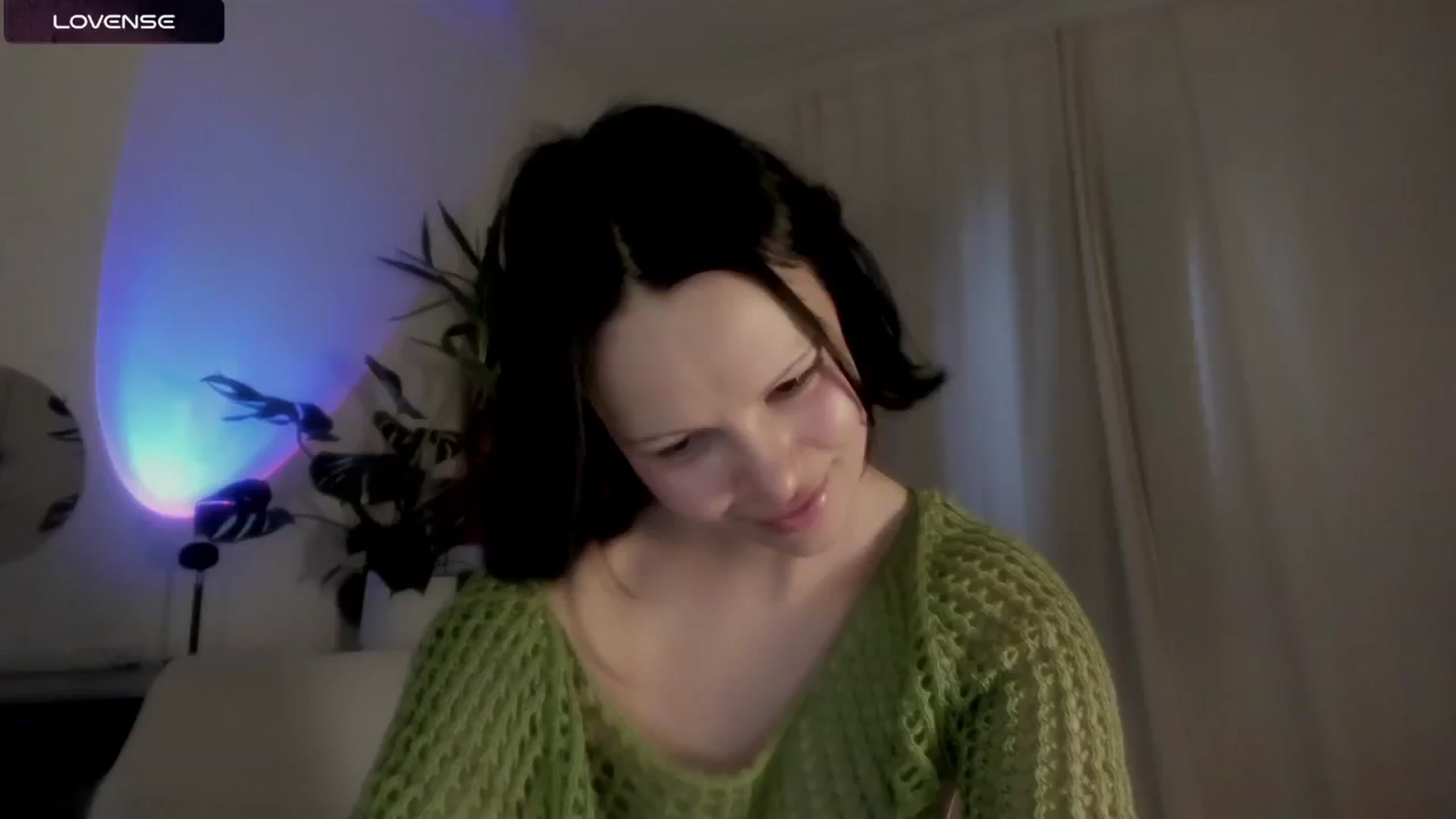 Gallery image thumbnail from wondertea's myfreecams stream on, 06/15/2024, 16:06 image 19 of 20