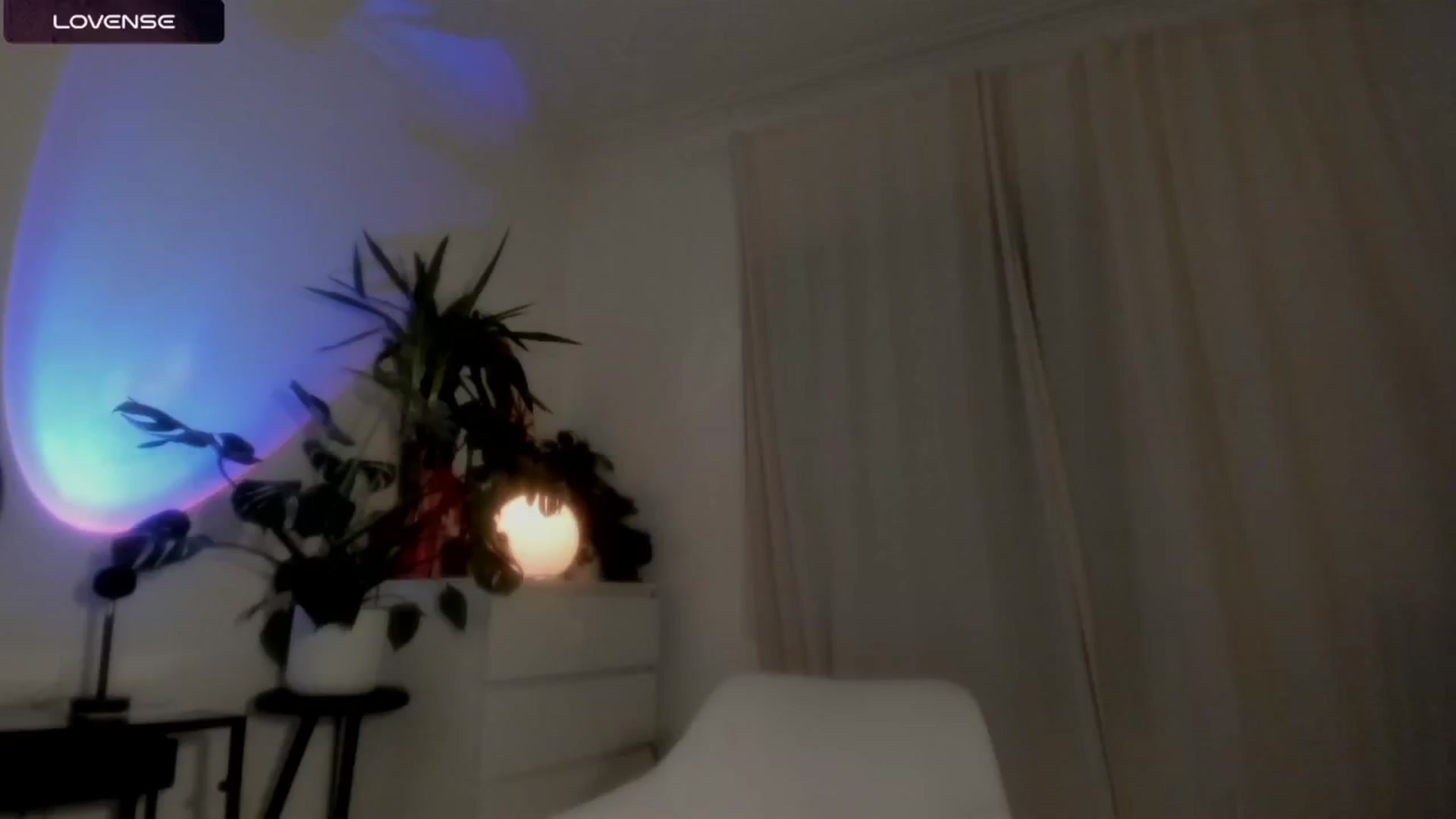 Gallery image thumbnail from wondertea's myfreecams stream on, 06/21/2024, 19:59 image 15 of 20