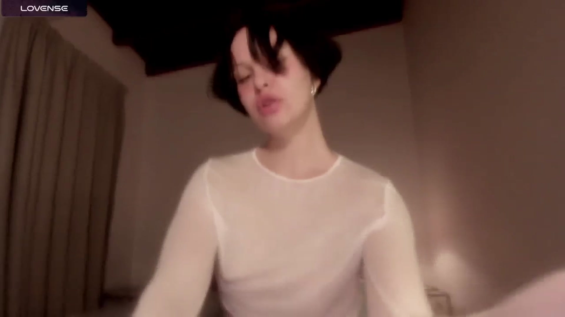 Gallery image thumbnail from wondertea's myfreecams stream on, 12/26/2024, 21:34 image 8 of 20