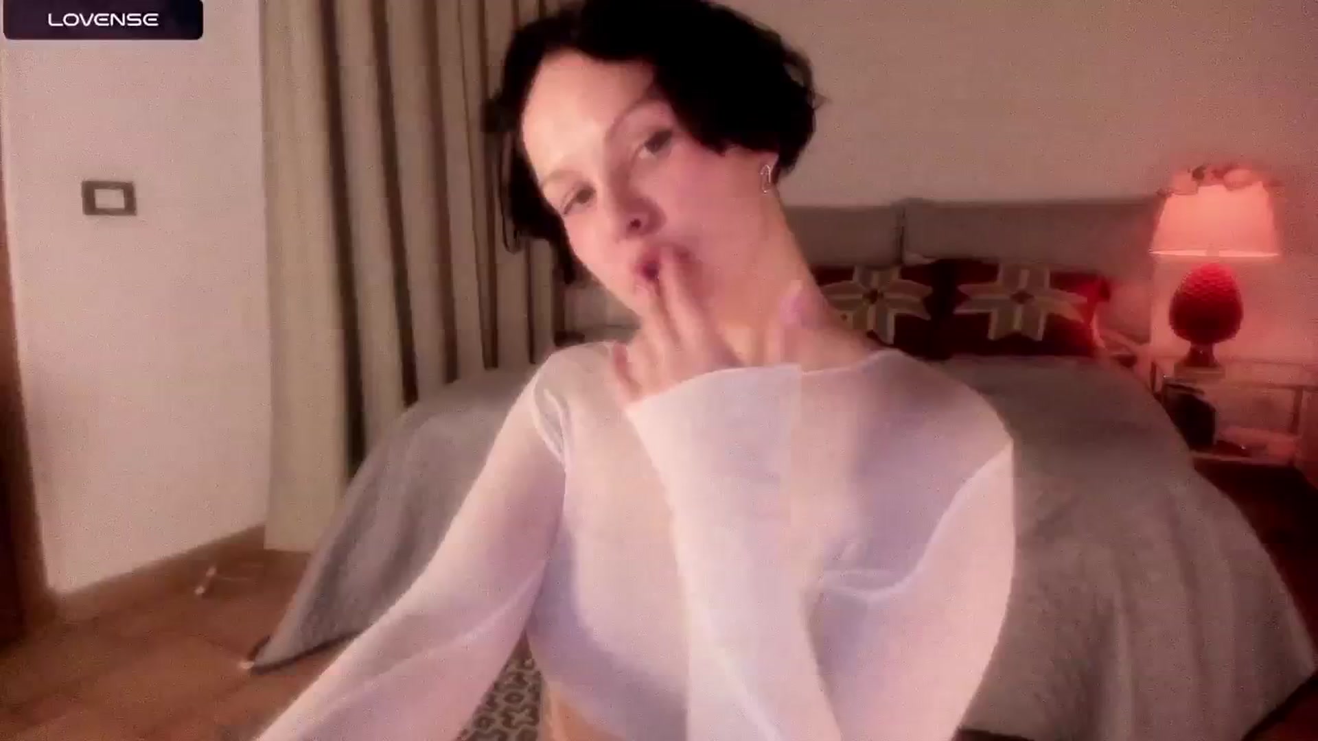 Gallery image thumbnail from wondertea's myfreecams stream on, 01/06/2025, 21:26 image 2 of 20