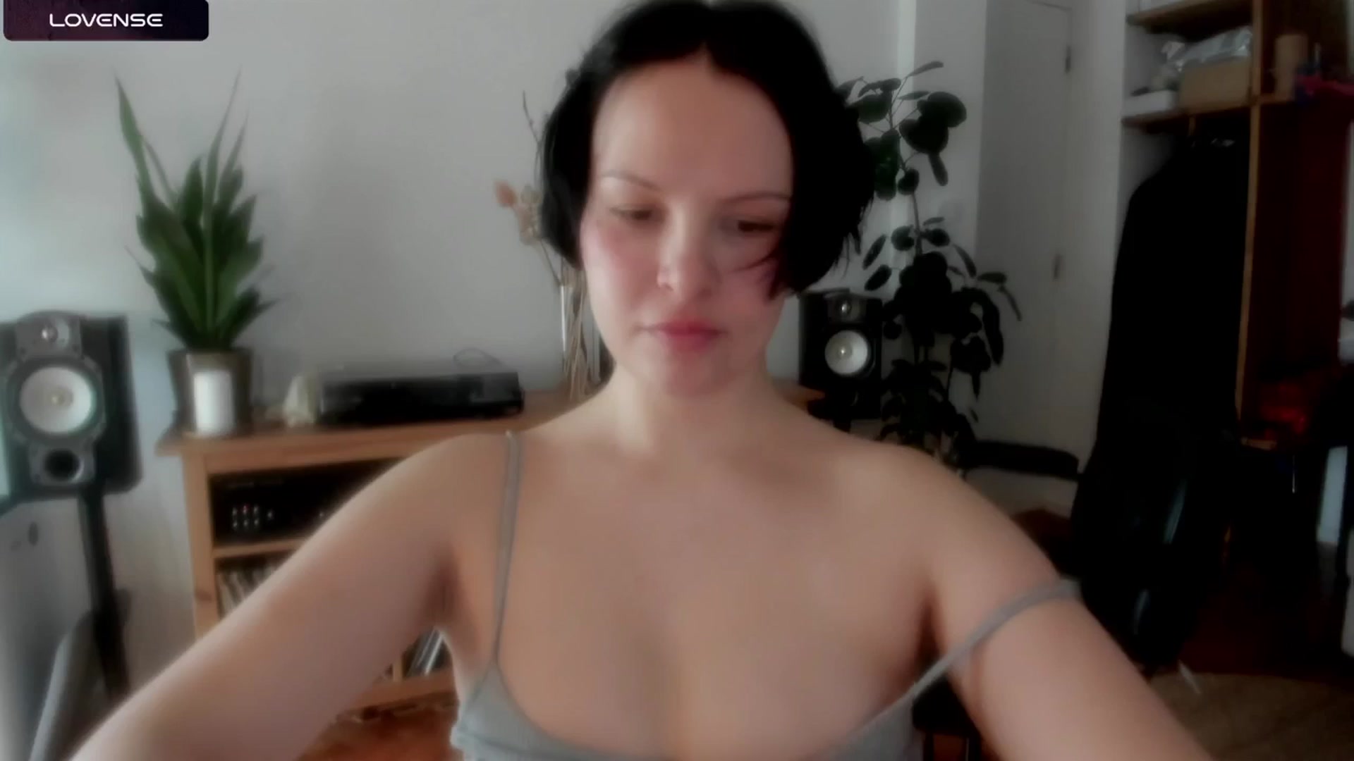 Gallery image thumbnail from wondertea's myfreecams stream on, 02/15/2025, 13:33 image 1 of 20