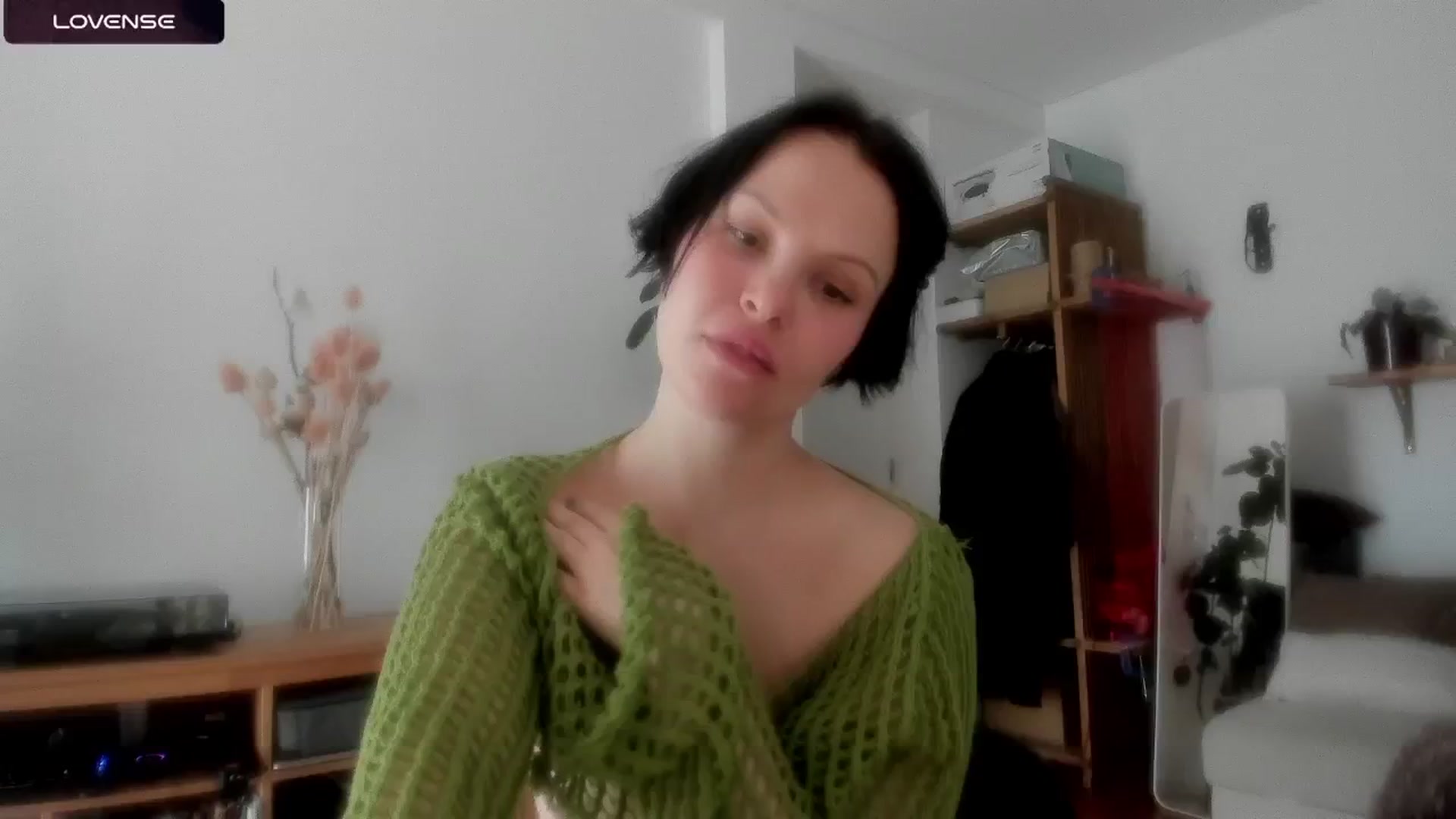 Gallery image thumbnail from wondertea's myfreecams stream on, 02/24/2025, 15:39 image 16 of 20