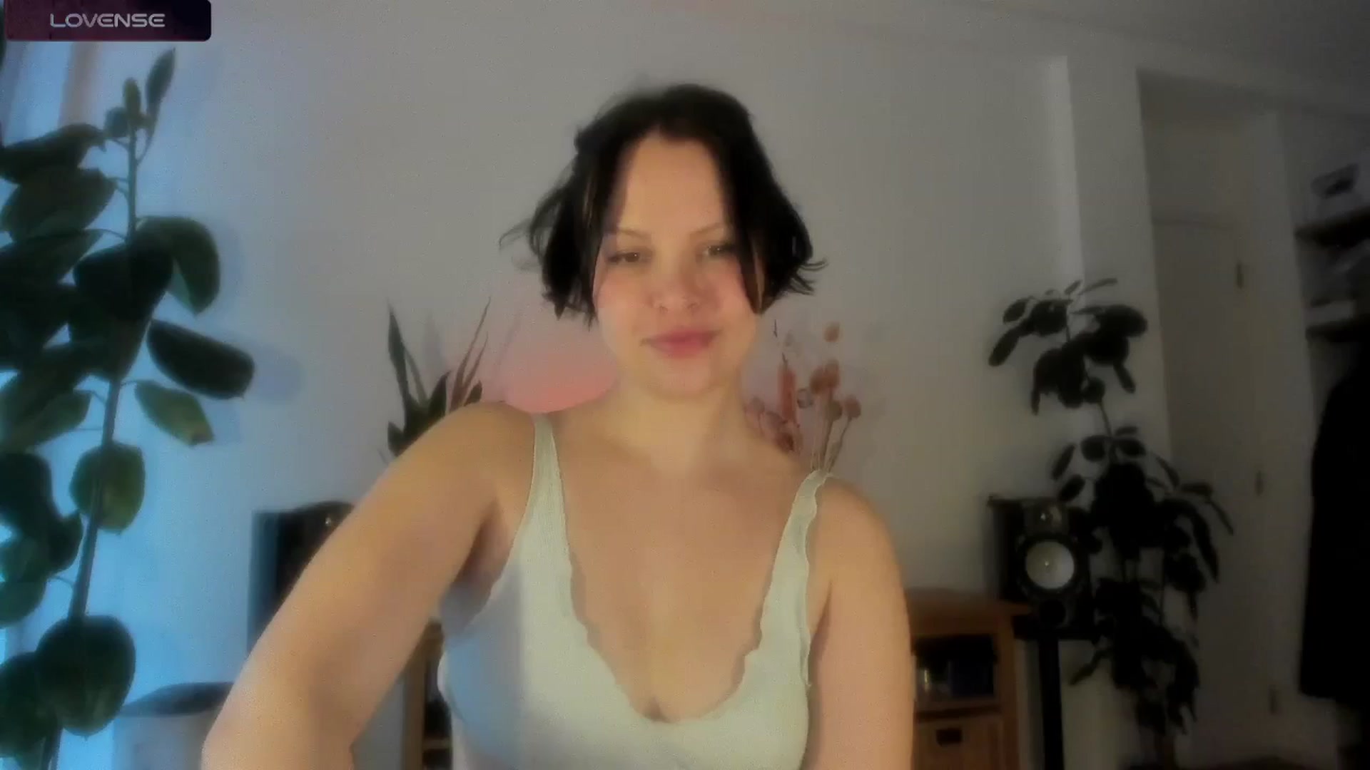 Gallery image thumbnail from wondertea's myfreecams stream on, 02/27/2025, 13:45 image 2 of 20