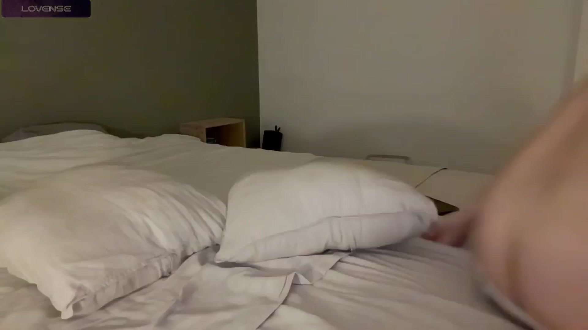 Gallery image thumbnail from wondertea's myfreecams stream on, 05/12/2025, 21:30 image 7 of 20
