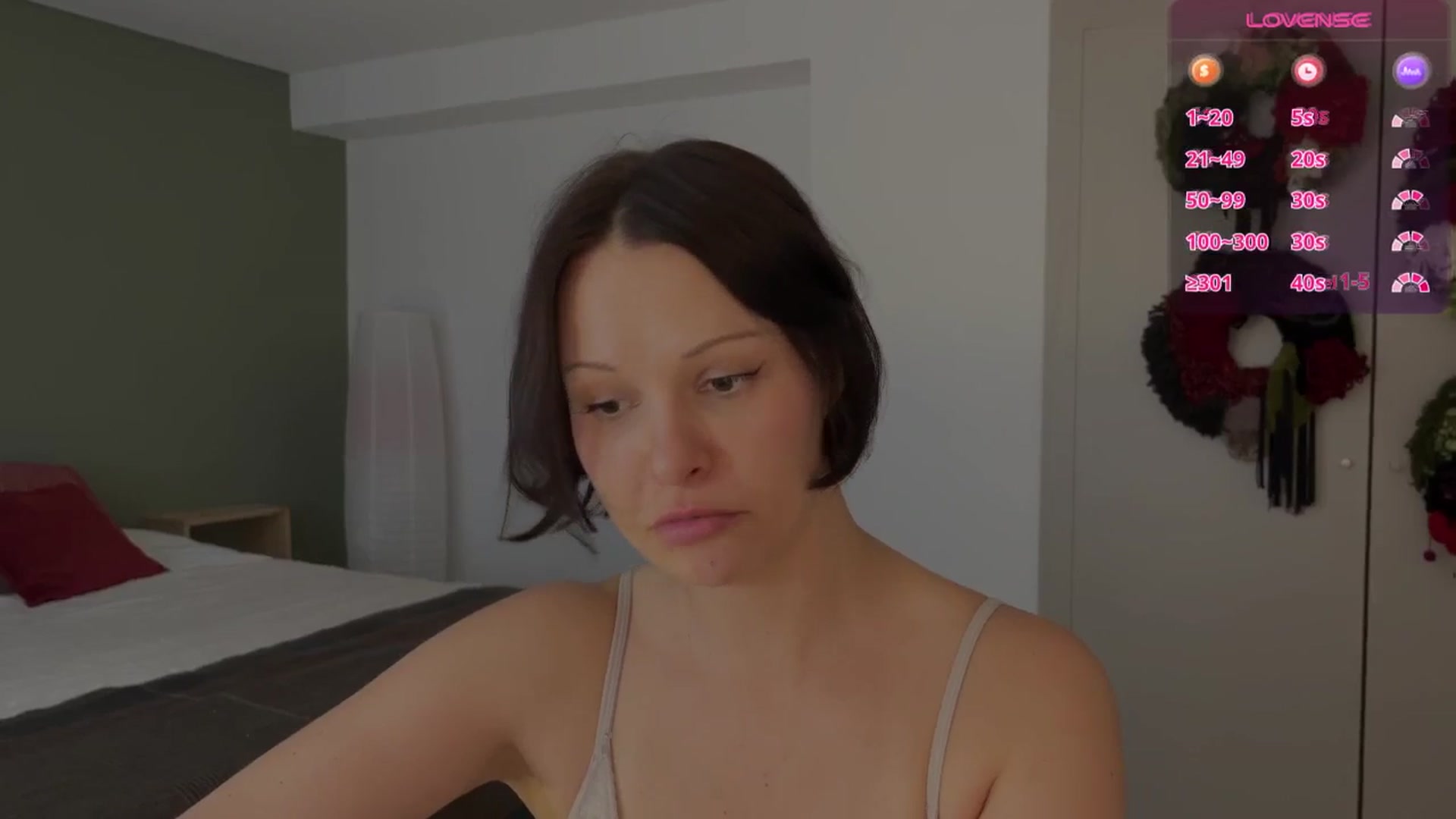 Gallery image thumbnail from wondertea's myfreecams stream on, 08/23/2025, 14:54 image 15 of 20