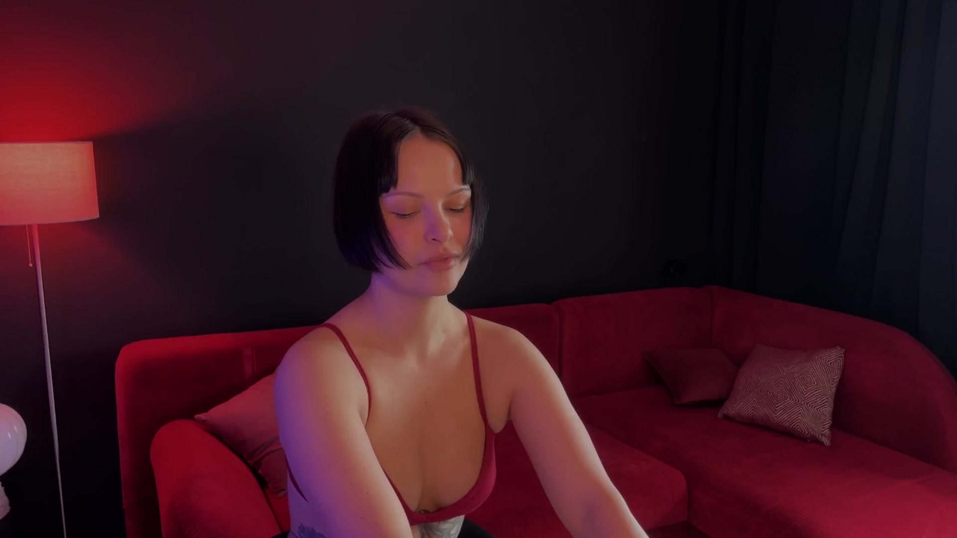 Gallery image thumbnail from wondertea's myfreecams stream on, 03/03/2026, 12:38 image 9 of 20