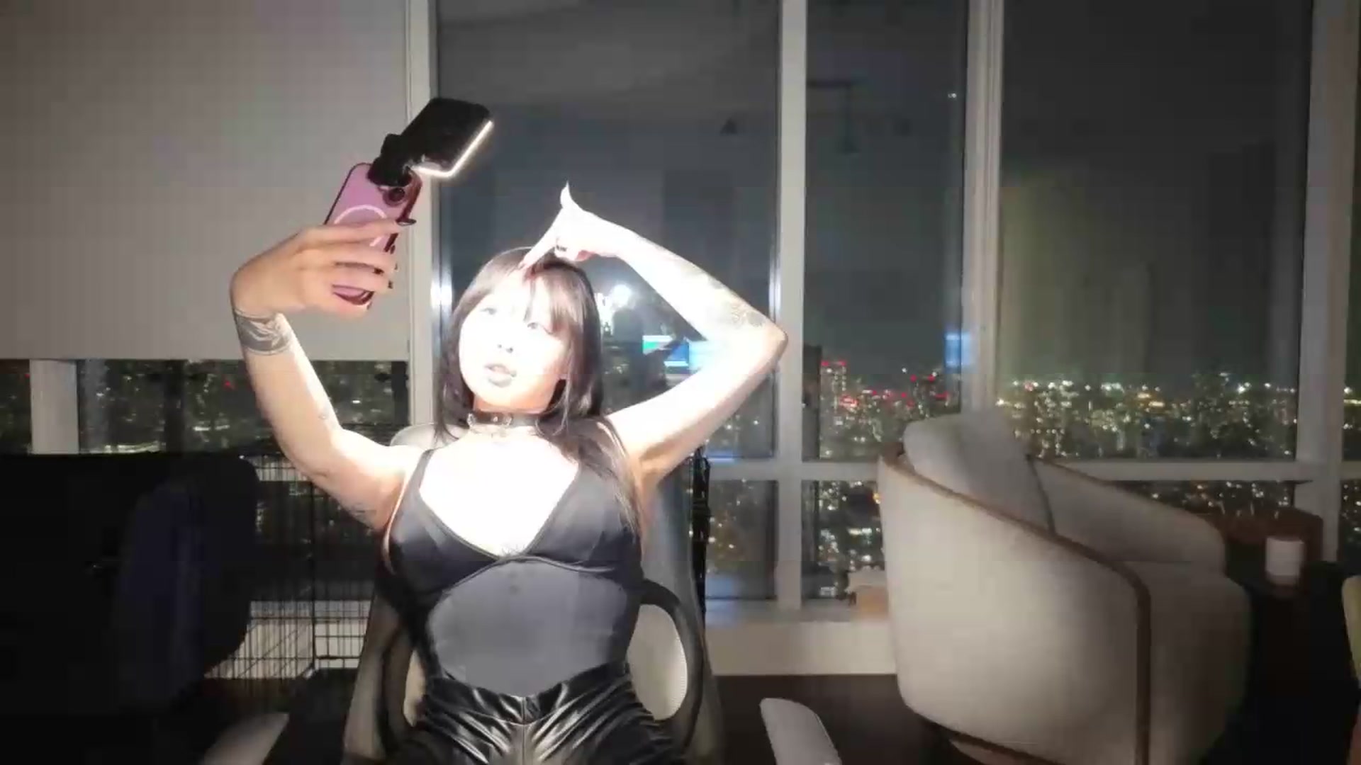 Gallery image thumbnail from worshipcarrie's myfreecams stream on, 07/21/2026, 02:51 image 7 of 20
