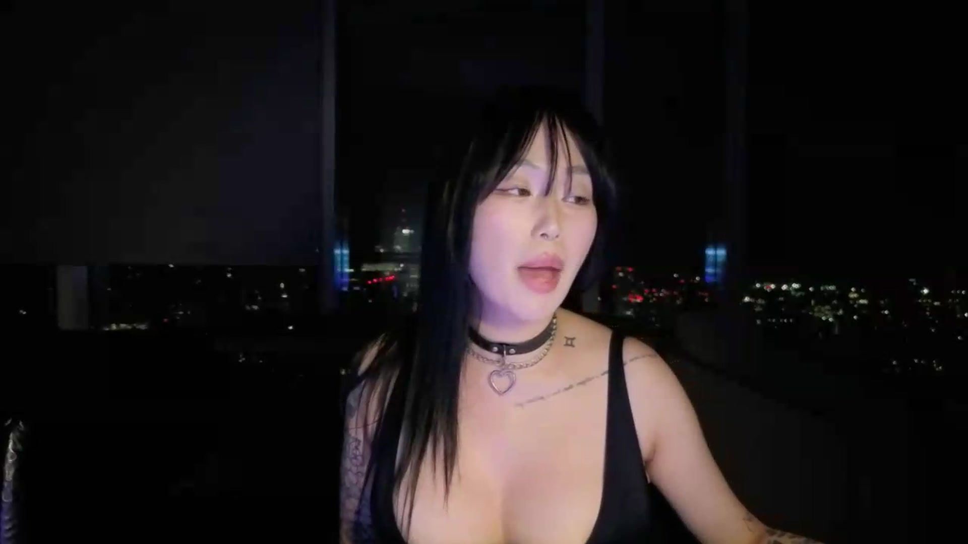 Gallery image thumbnail from worshipcarrie's myfreecams stream on, 07/21/2026, 07:17 image 17 of 20