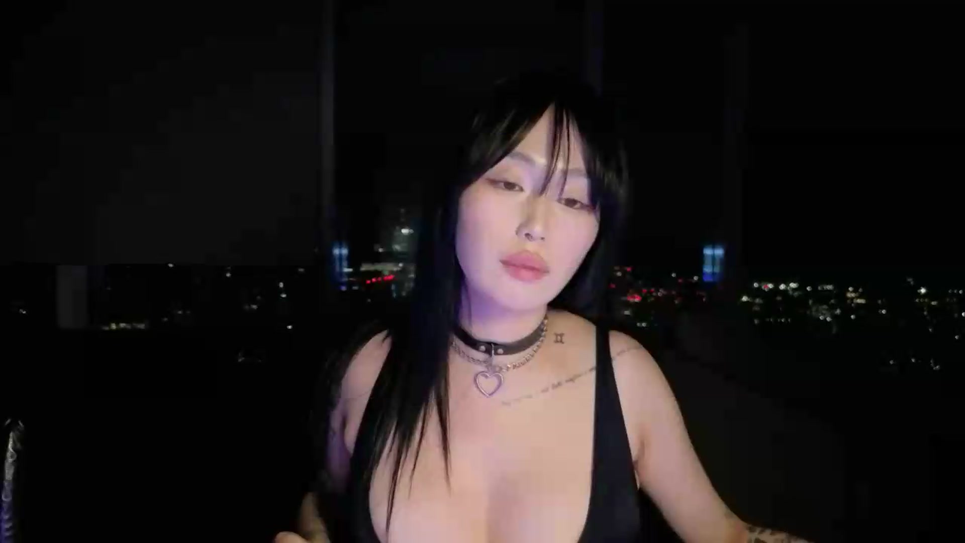 Gallery image thumbnail from worshipcarrie's myfreecams stream on, 07/21/2026, 07:17 image 18 of 20
