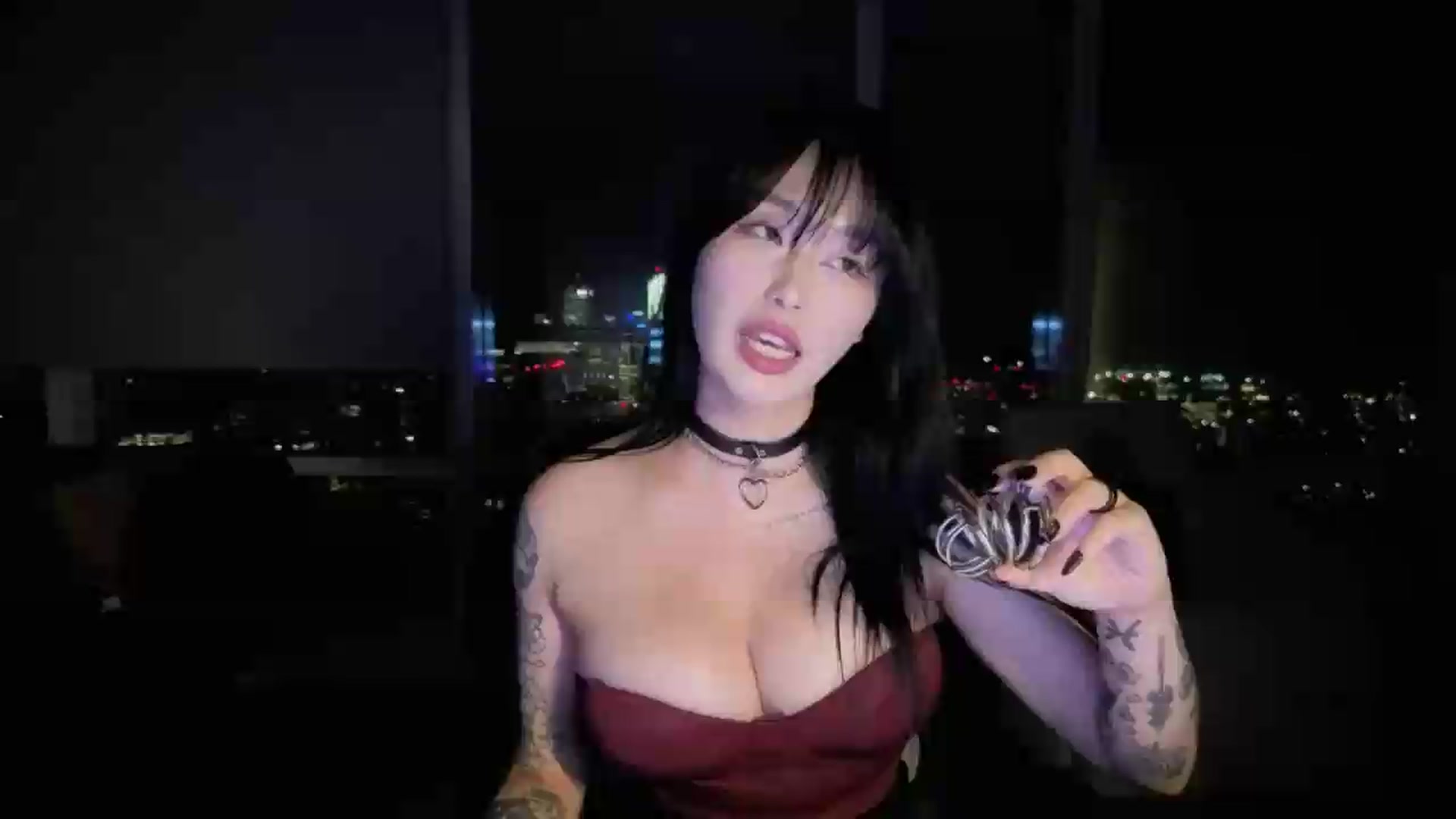 Gallery image thumbnail from worshipcarrie's myfreecams stream on, 07/27/2026, 07:31 image 1 of 20